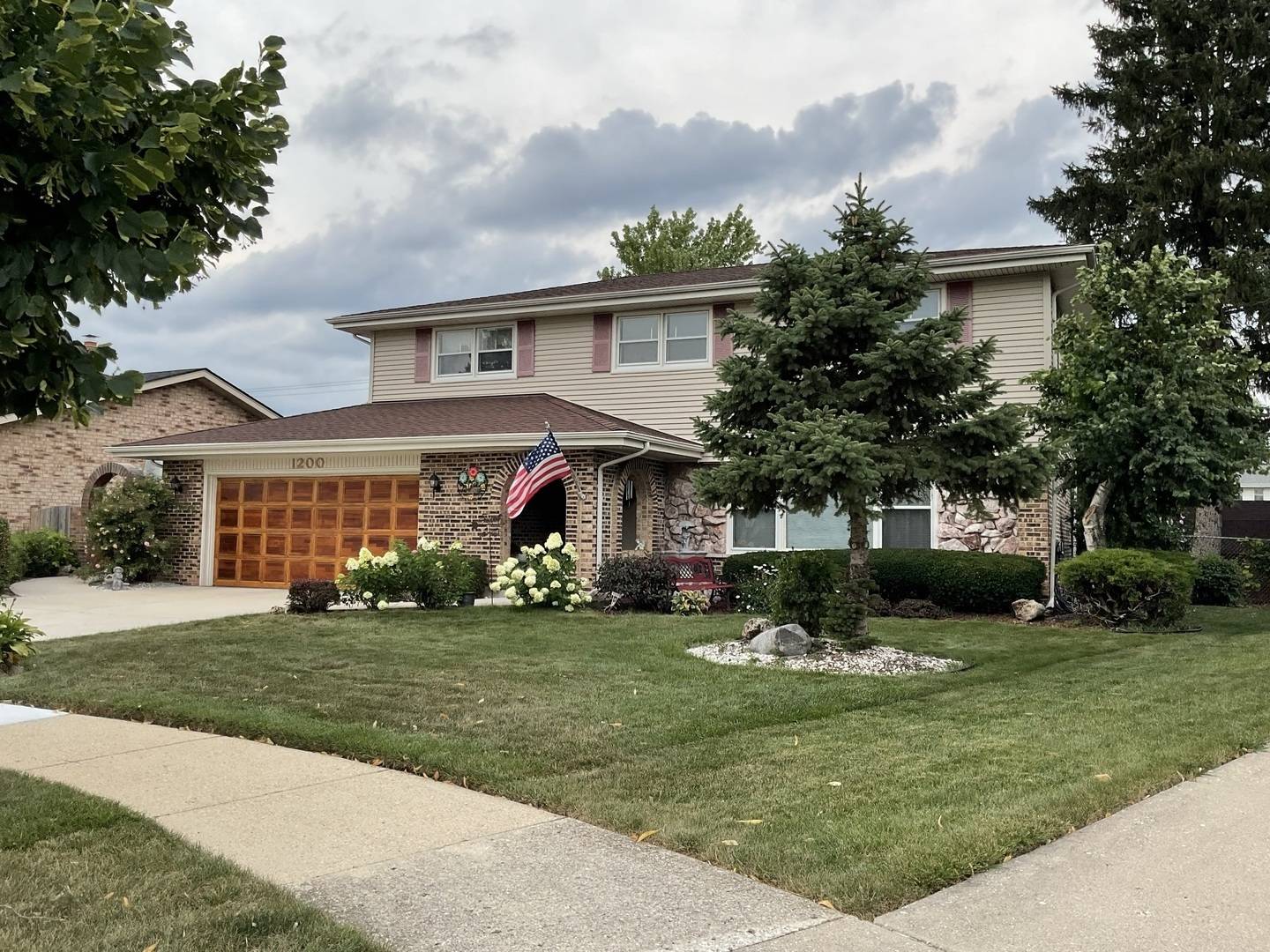 Mount Prospect, IL 60056,1200 W Palm Drive