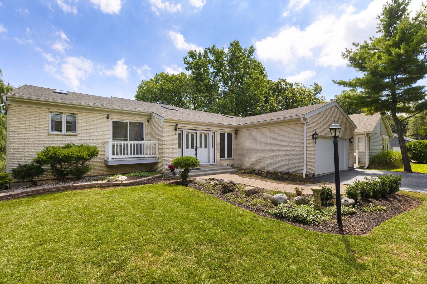 Waukegan, IL 60087,2027 Alta Vista Drive