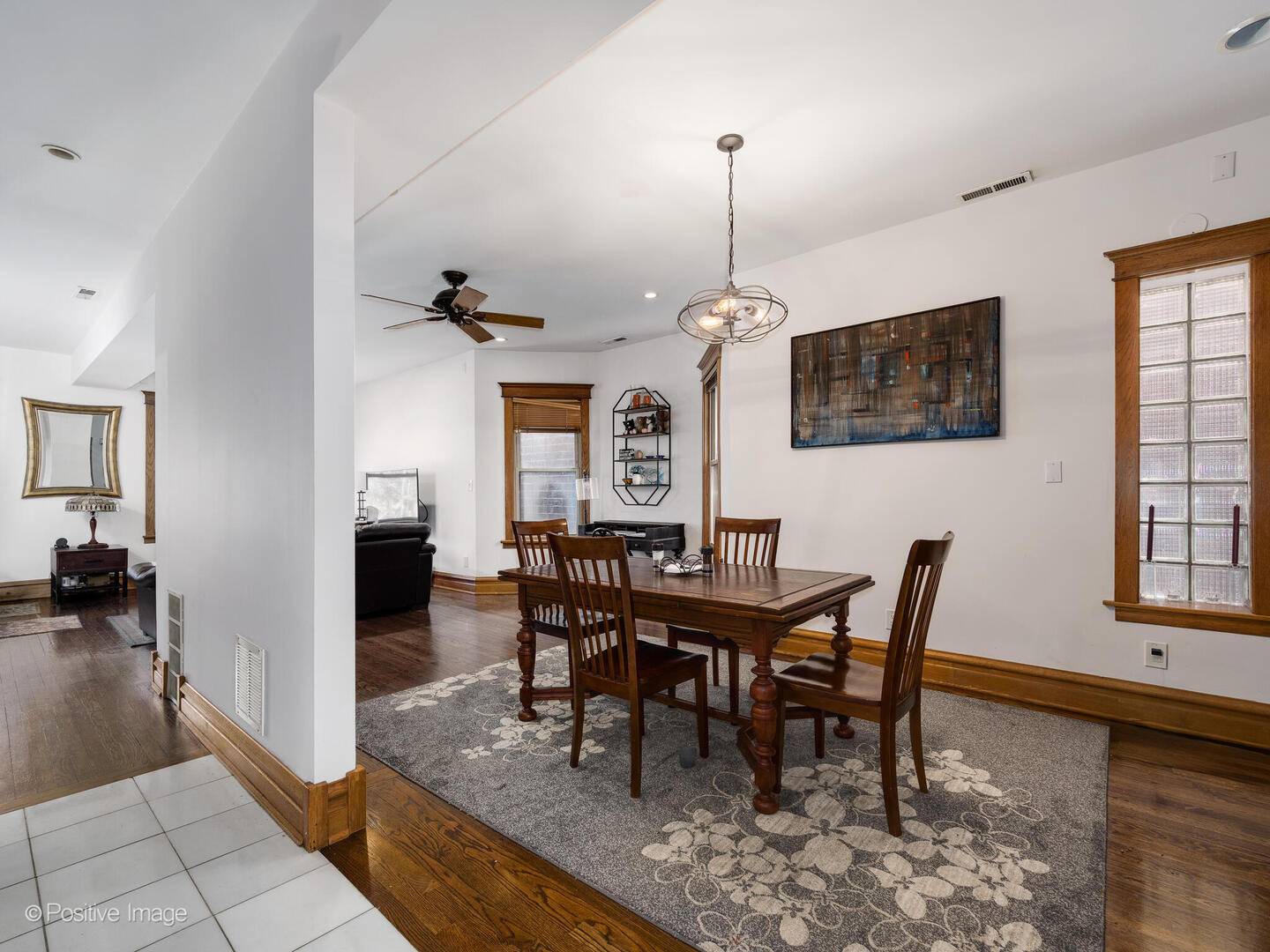 Chicago, IL 60613,3723 N Wolcott Avenue