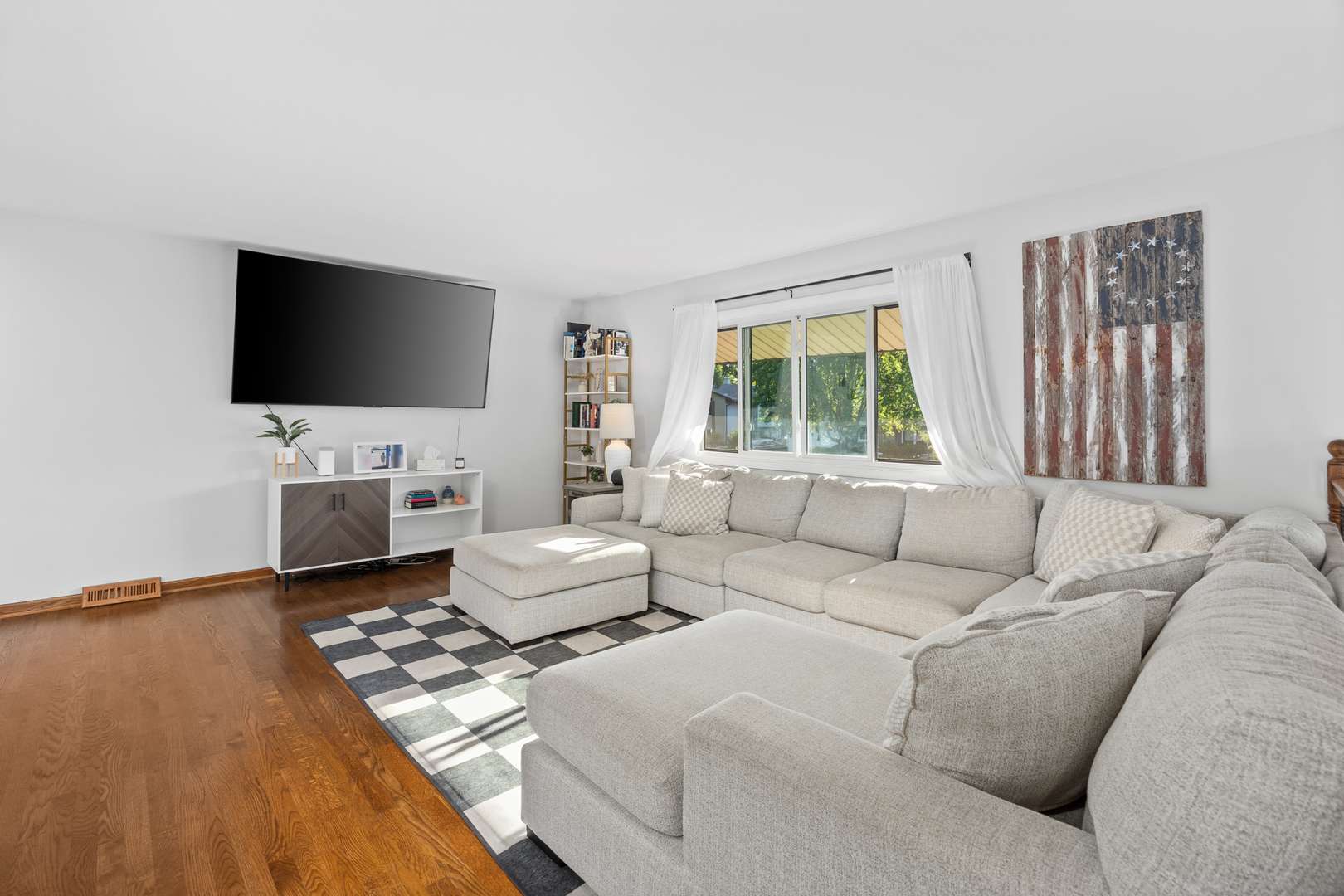 Elk Grove Village, IL 60007,665 Arizona Pass