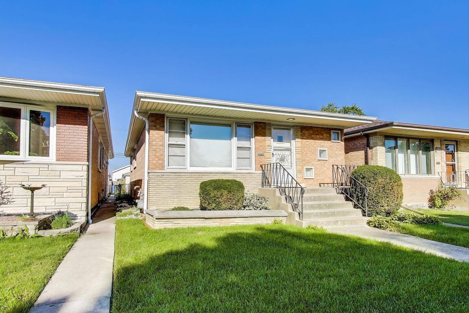 Chicago, IL 60638,6206 S Nashville Avenue