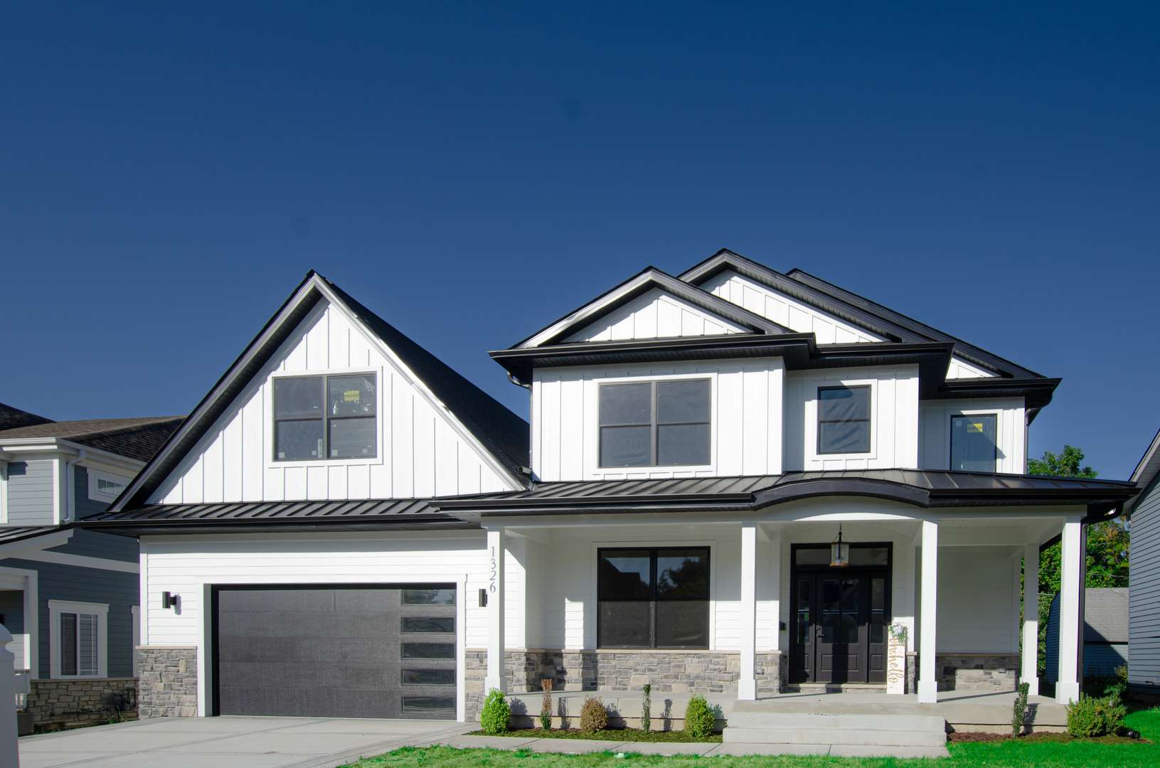 Arlington Heights, IL 60004,1326 N Race Avenue