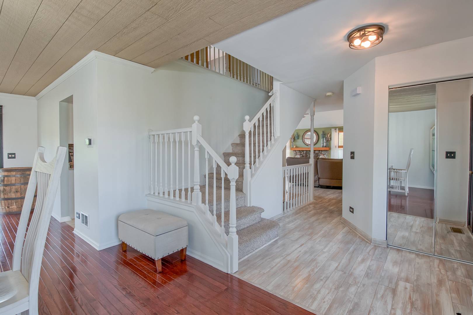 Carpentersville, IL 60110,2952 Deerpath Lane