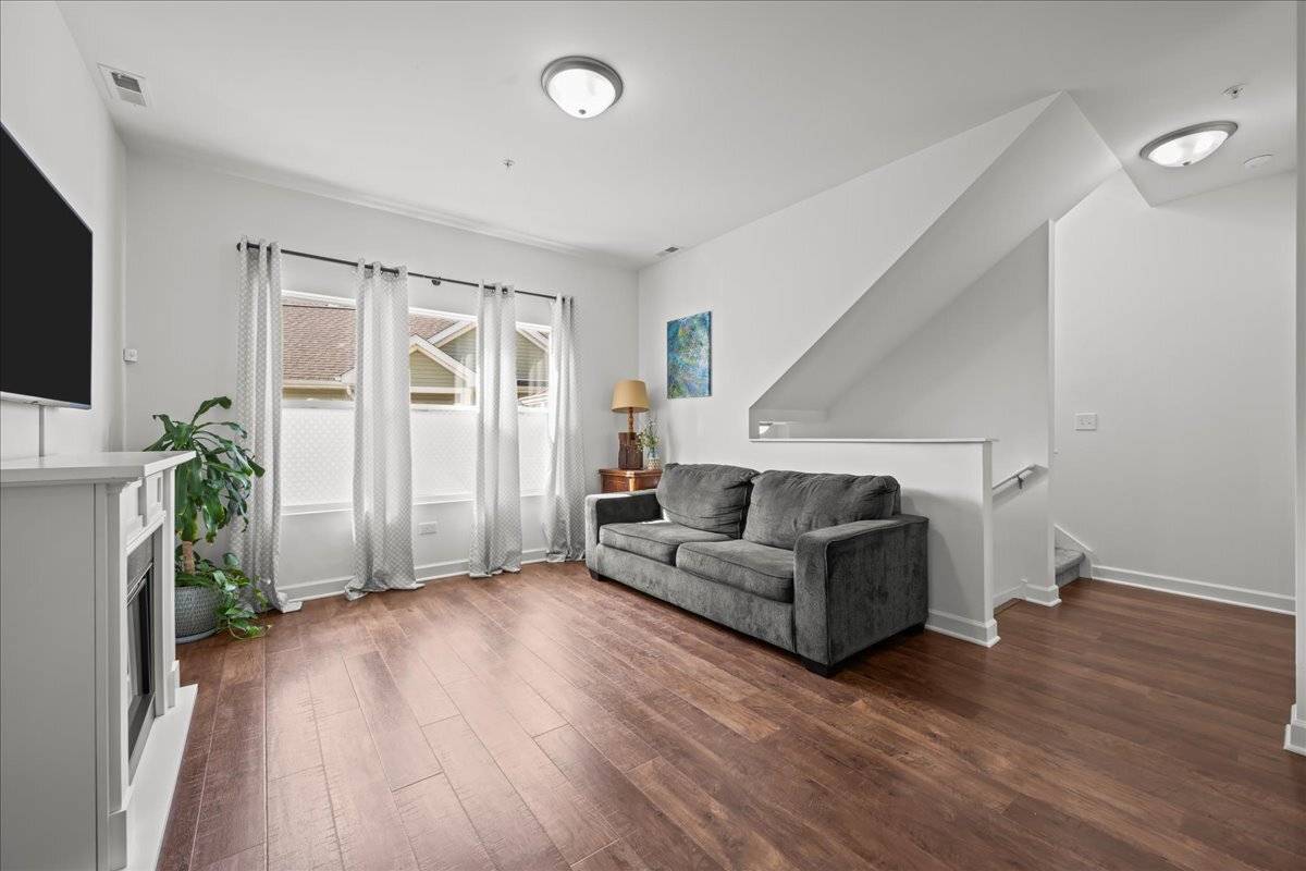 Yorkville, IL 60560,1341 Carolyn Court