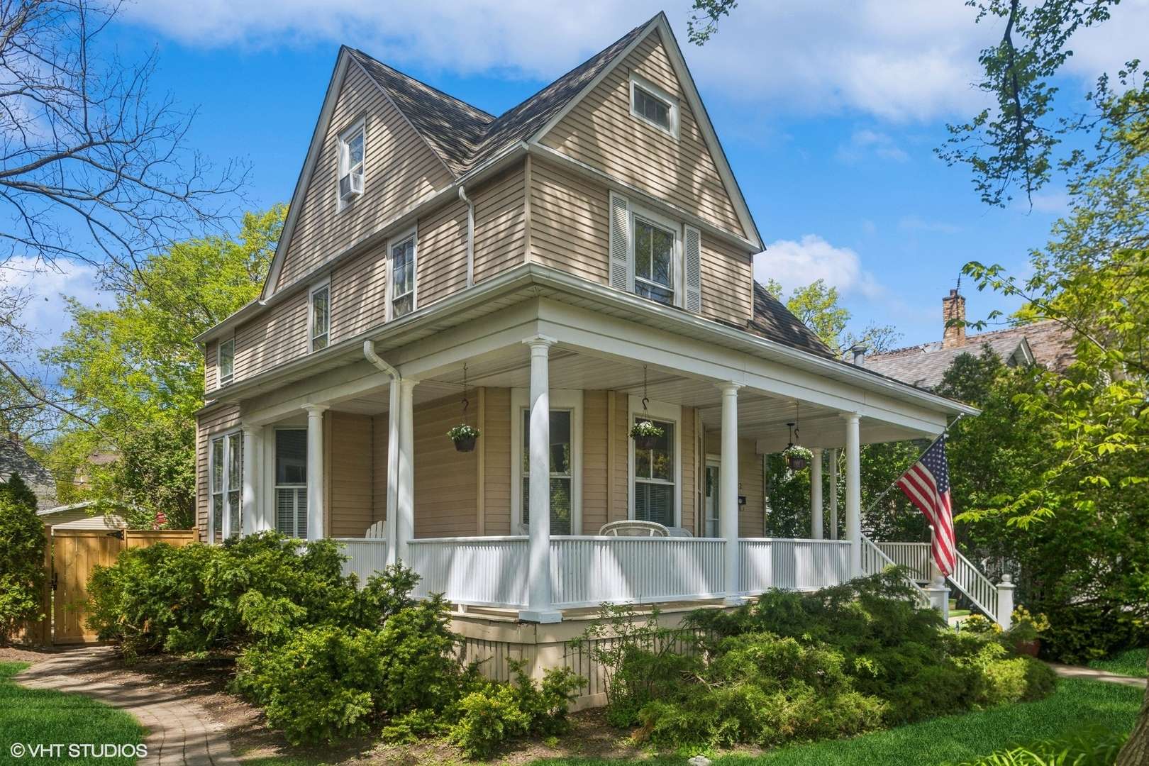 Evanston, IL 60202,1022 Elmwood Avenue