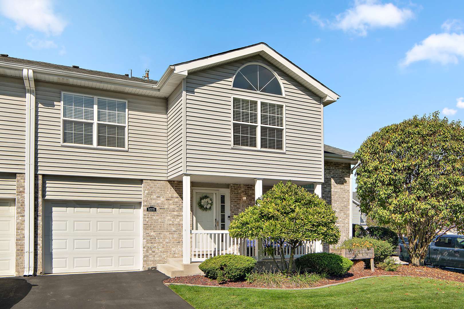 Oak Forest, IL 60452,5237 Diamond Drive #B