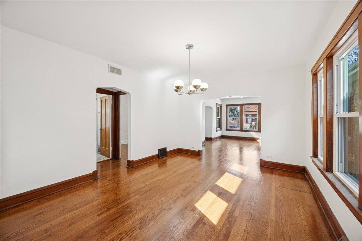 Berwyn, IL 60402,2310 Gunderson Avenue