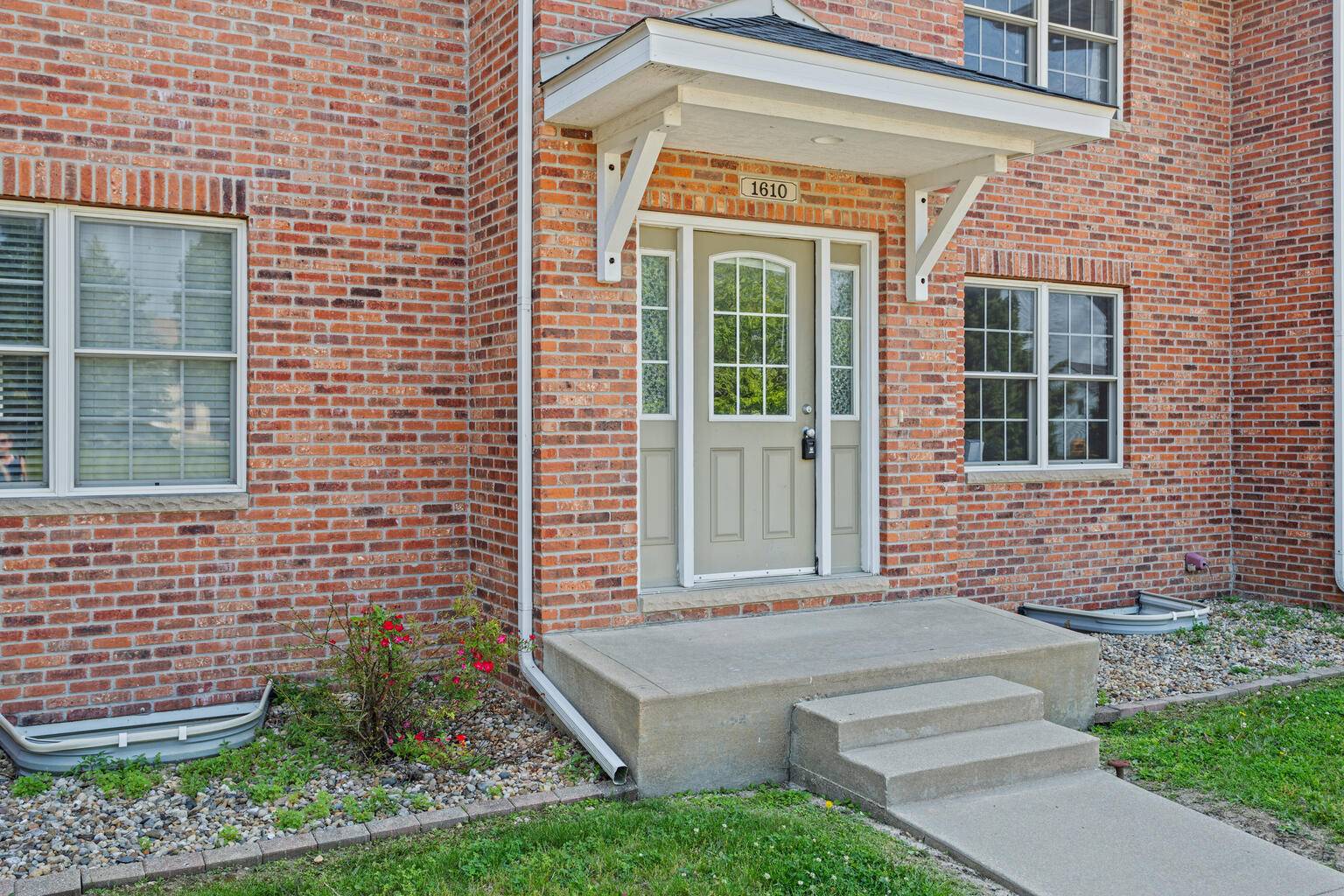 Normal, IL 61761,1610 Belclare Road