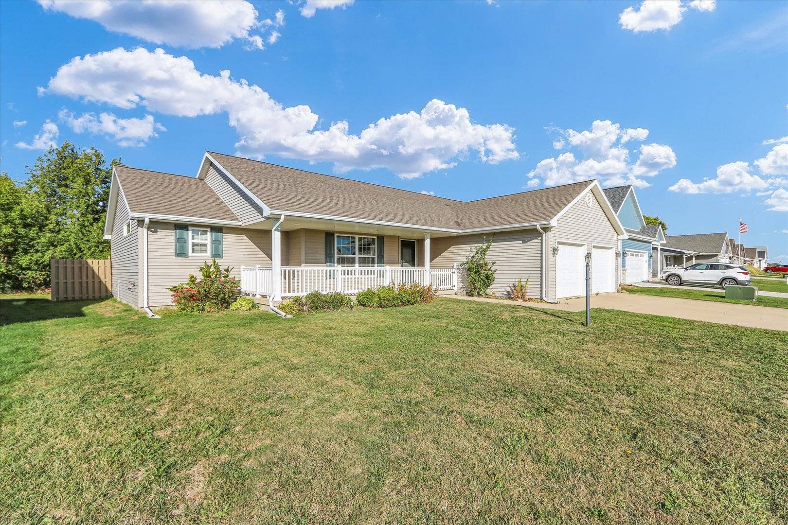 Urbana, IL 61802,2605 N Skyline Drive