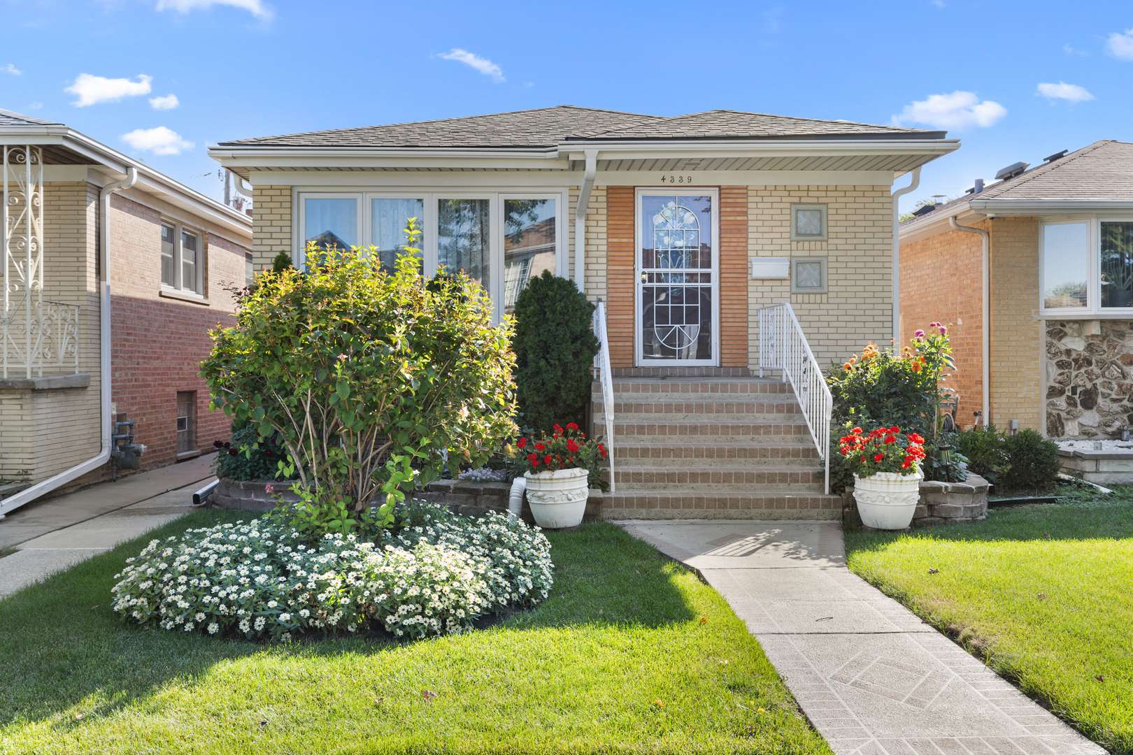 Harwood Heights, IL 60706,4339 N Newland Avenue