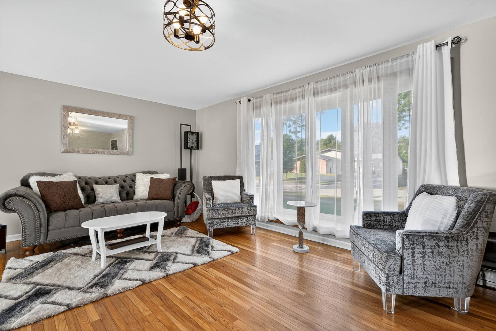 Shorewood, IL 60404,612 Edgebrook Drive