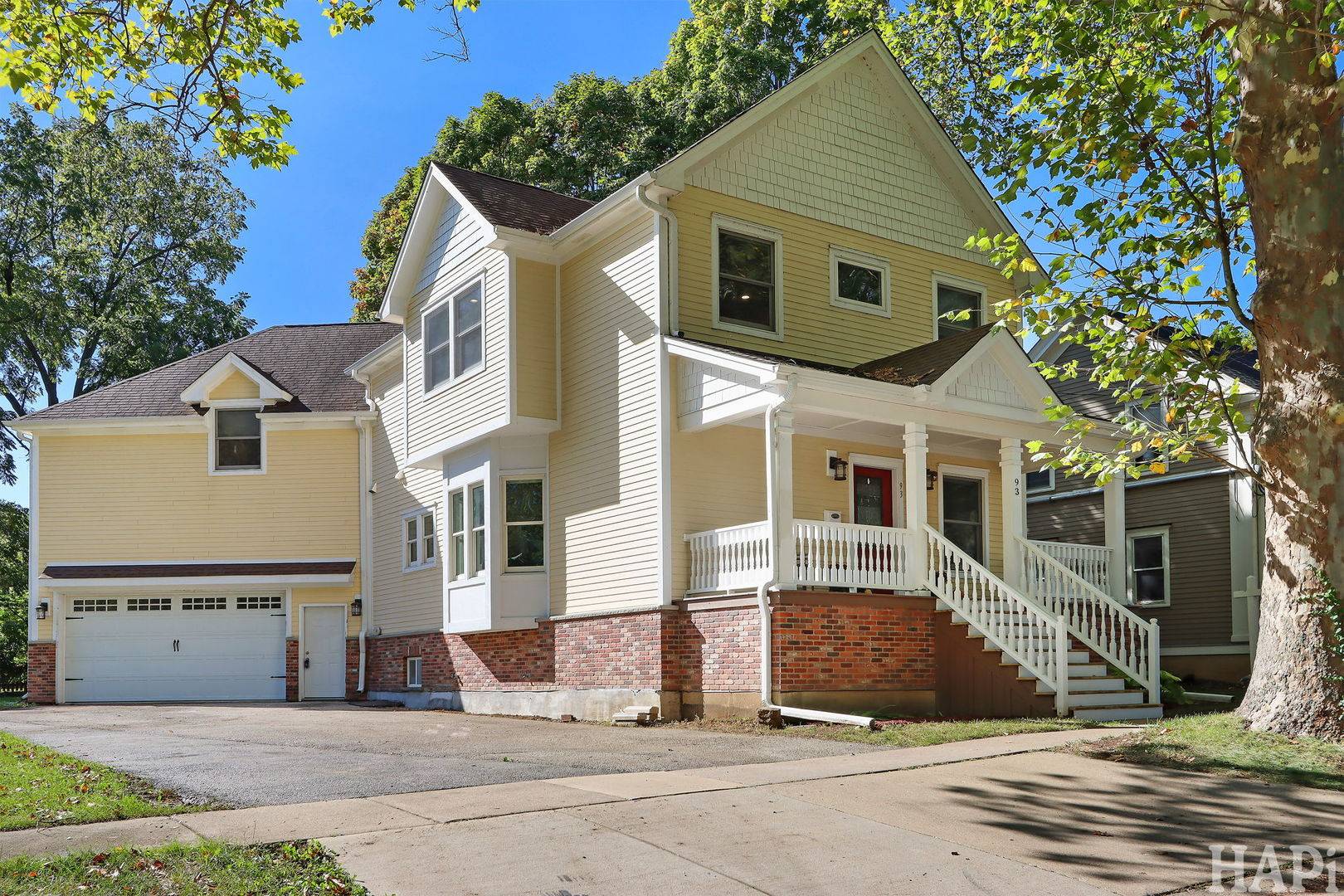 West Dundee, IL 60118,93 Liberty Street