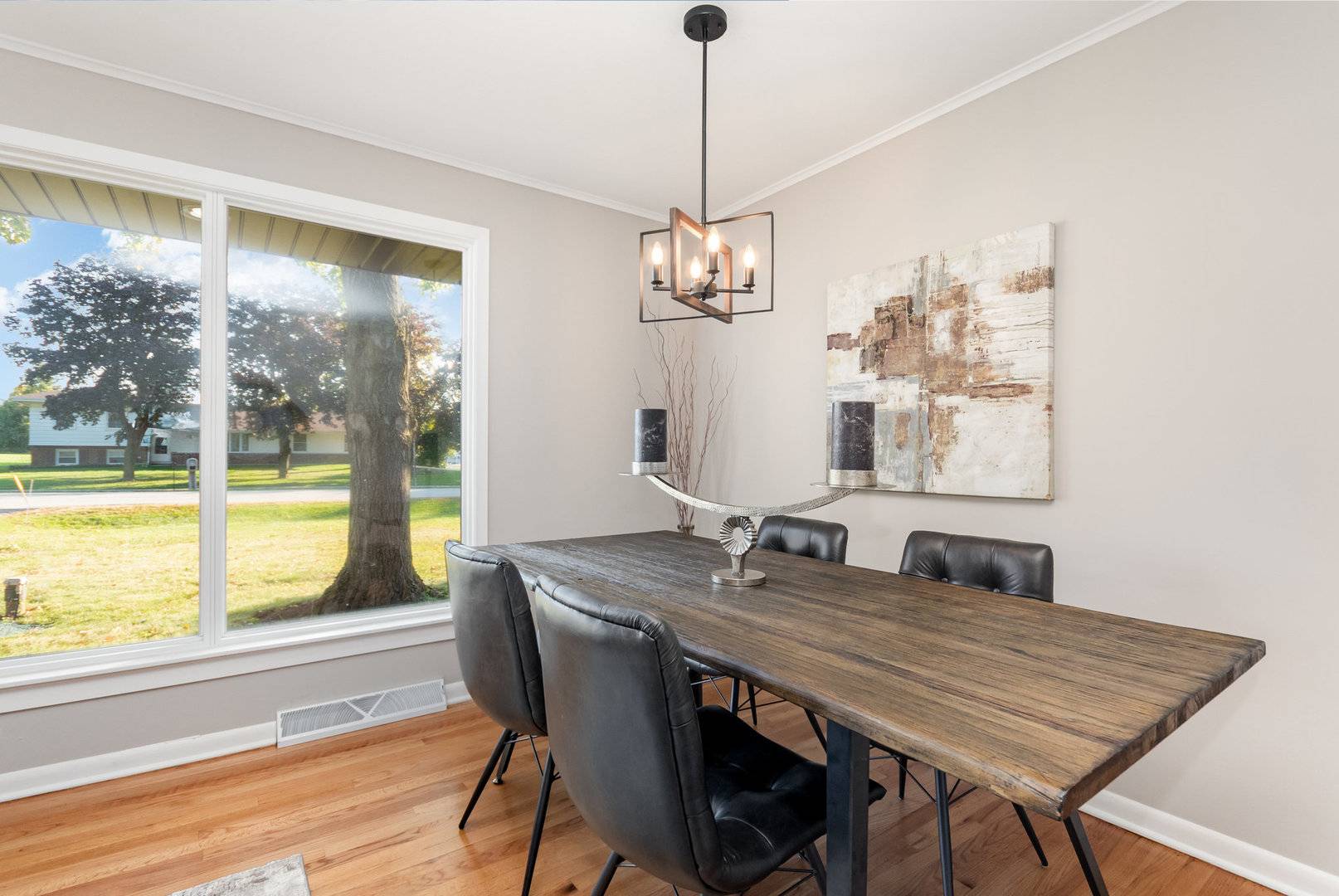 Downers Grove, IL 60515,1658 Janet Street