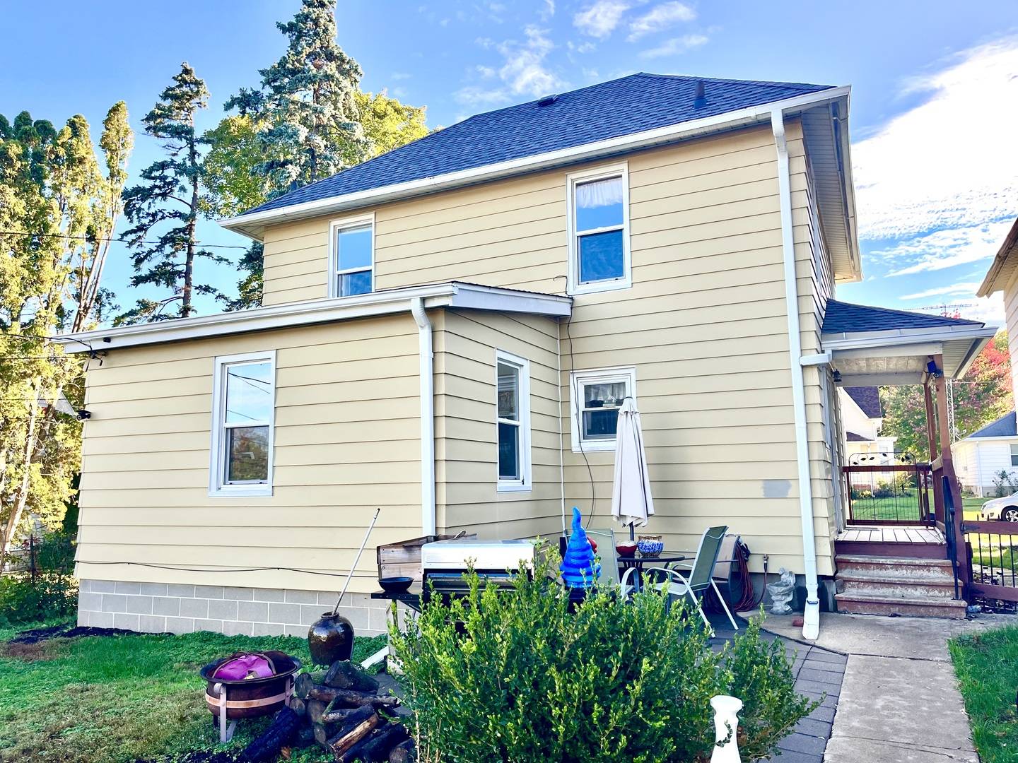 Dekalb, IL 60115,715 Ellwood Avenue