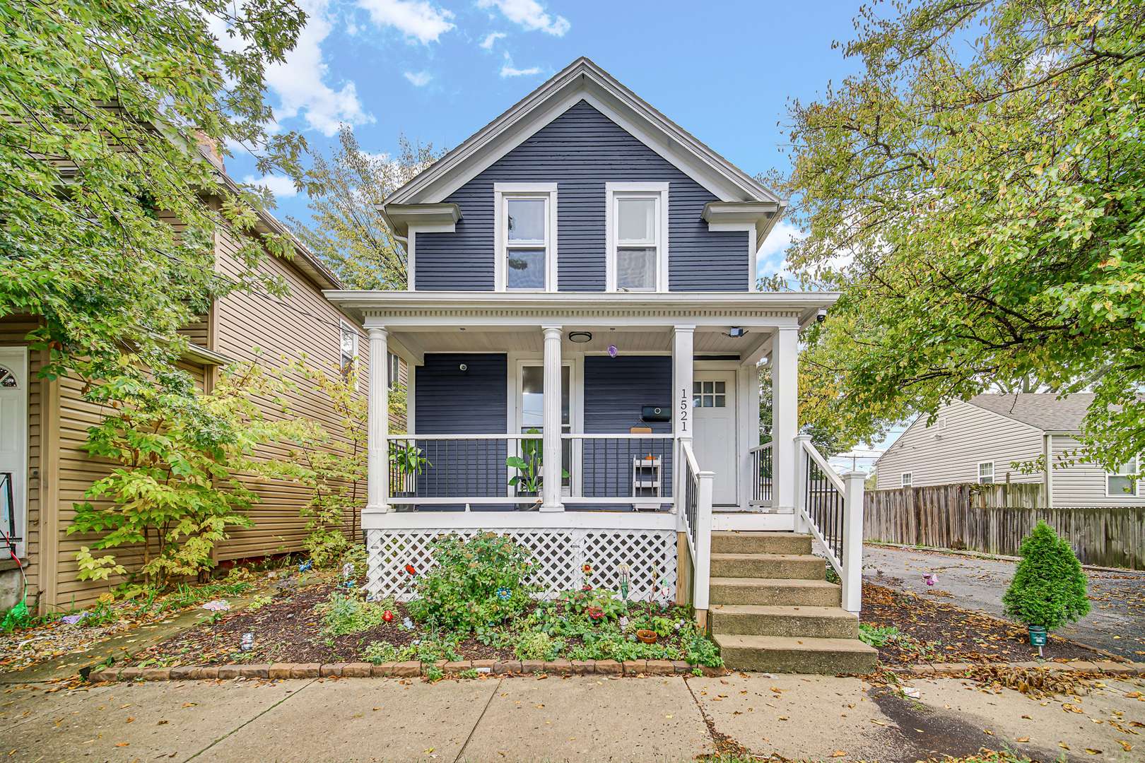 Waukegan, IL 60085,1521 Catalpa Avenue