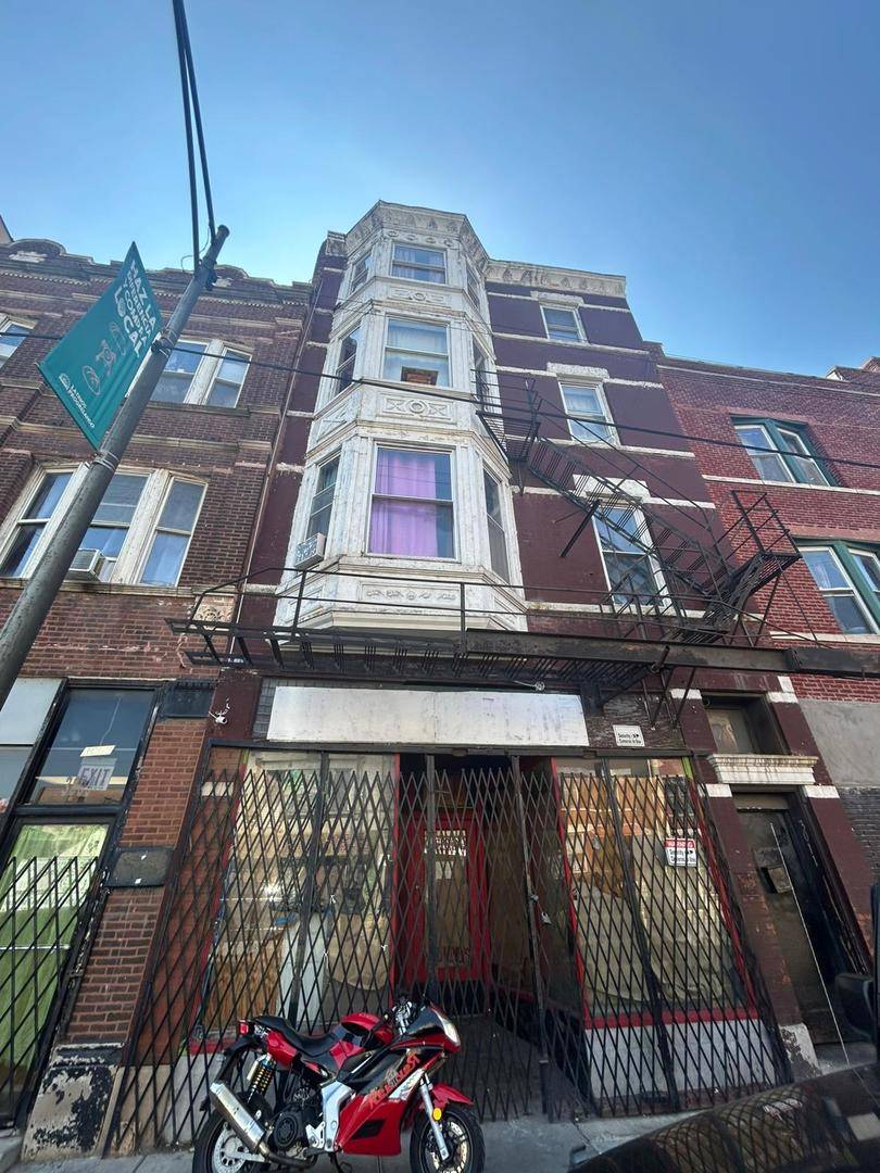 Chicago, IL 60623,3011 W Cermak Road