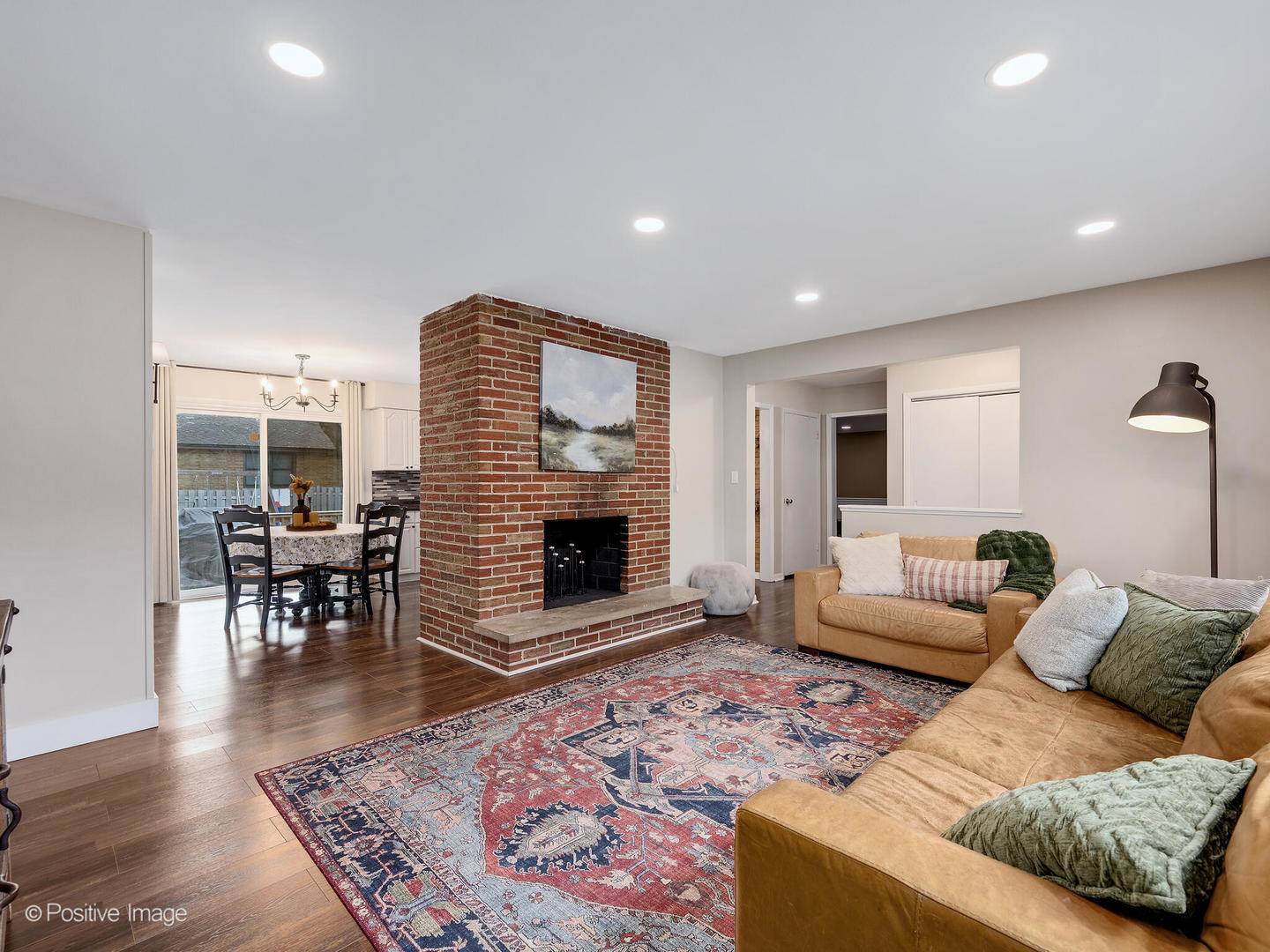 Algonquin, IL 60102,2 Sunset Lane