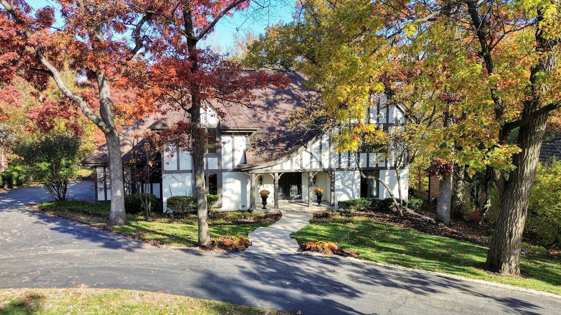 Burr Ridge, IL 60527,13 Woodgate Drive