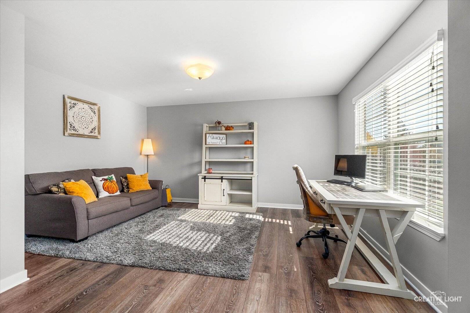 Joliet, IL 60431,6113 Oldcreek Lane