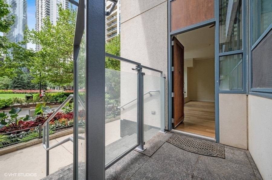 Chicago, IL 60601,201 N Westshore Drive #107