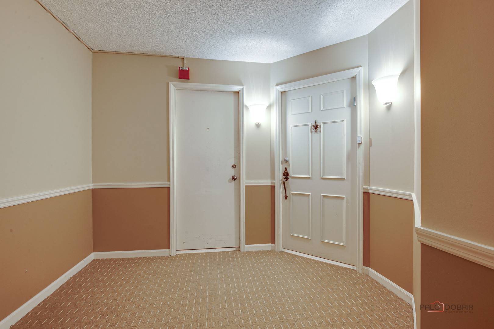 Northbrook, IL 60062,1671 Mission Hills Road #302