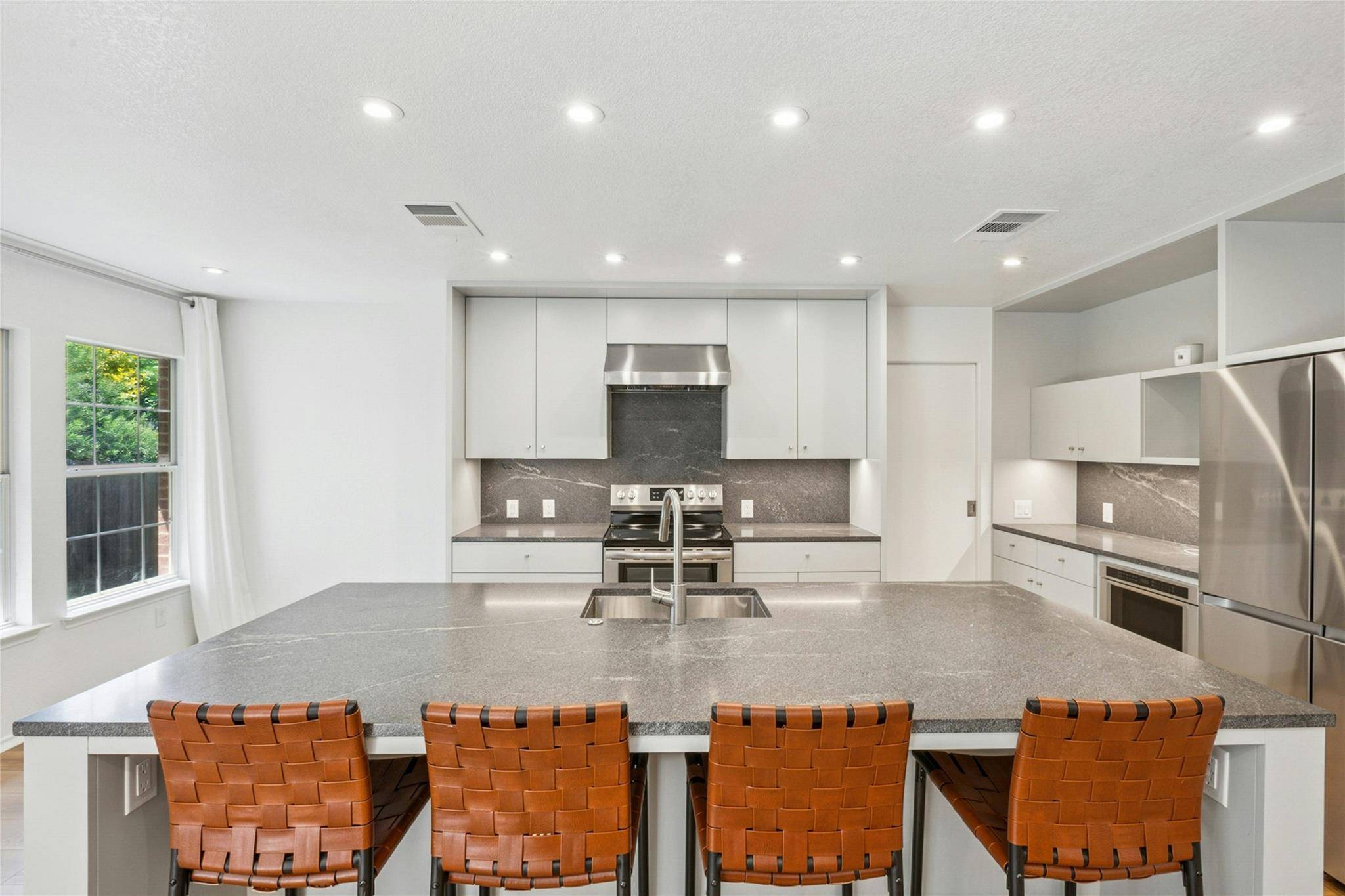 Austin, TX 78748,11208 Midbury CT