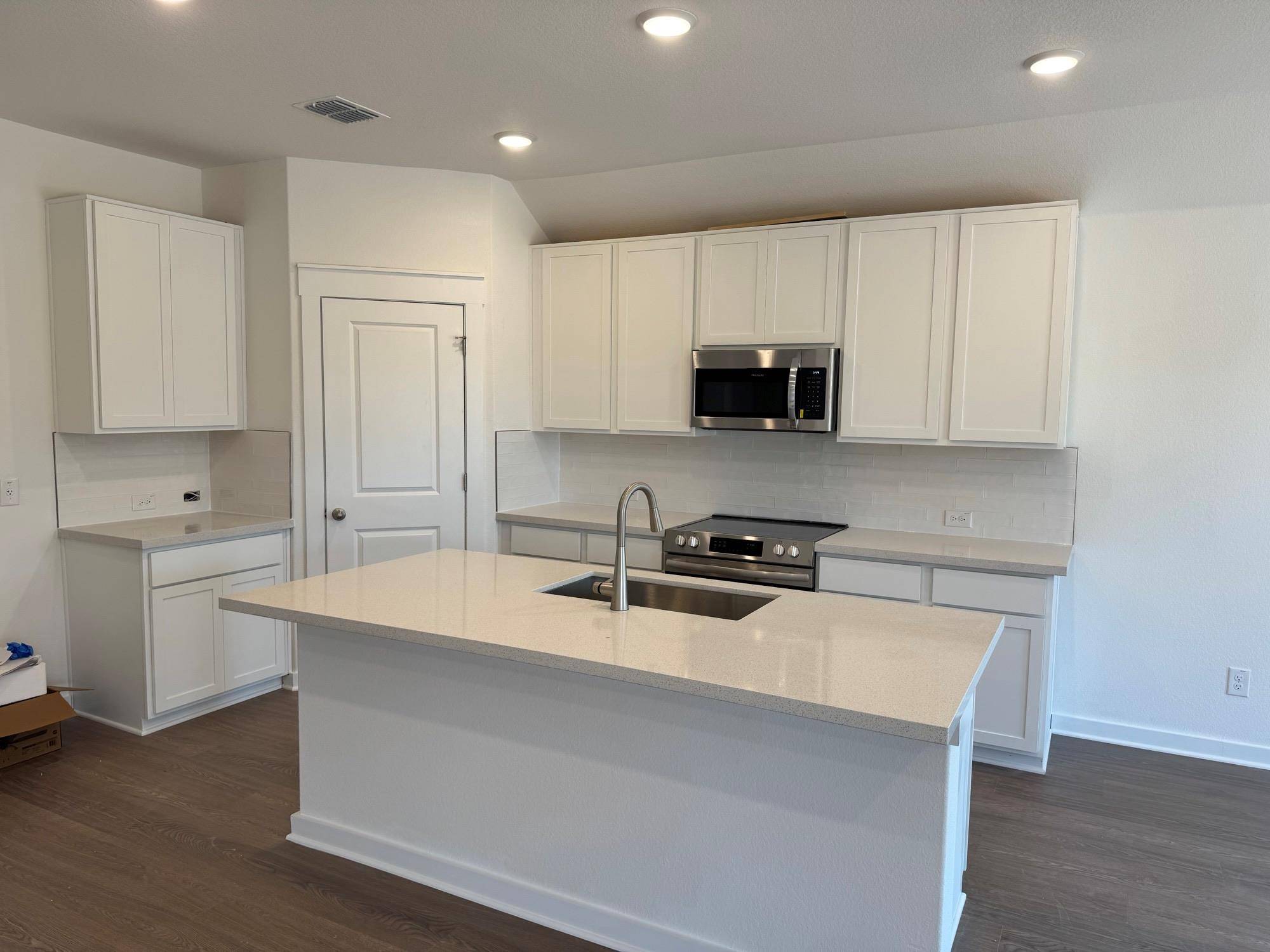 Jarrell, TX 76537,105 Old Silver DR