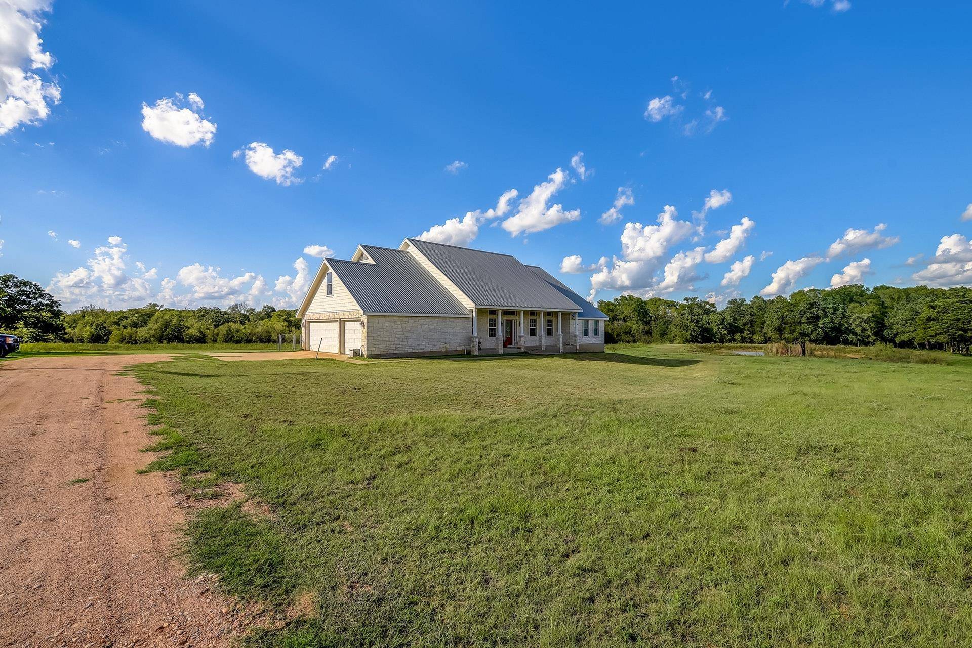 Mcdade, TX 78650,525 Herron TRL