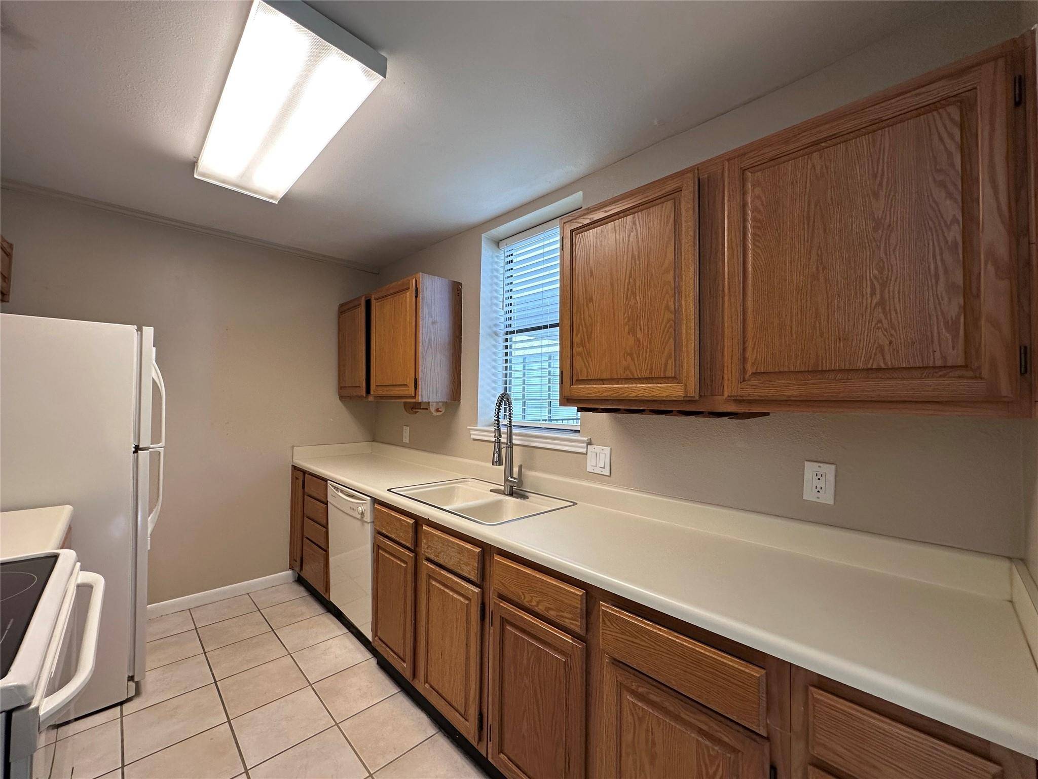 Austin, TX 78705,2409 Leon ST #205