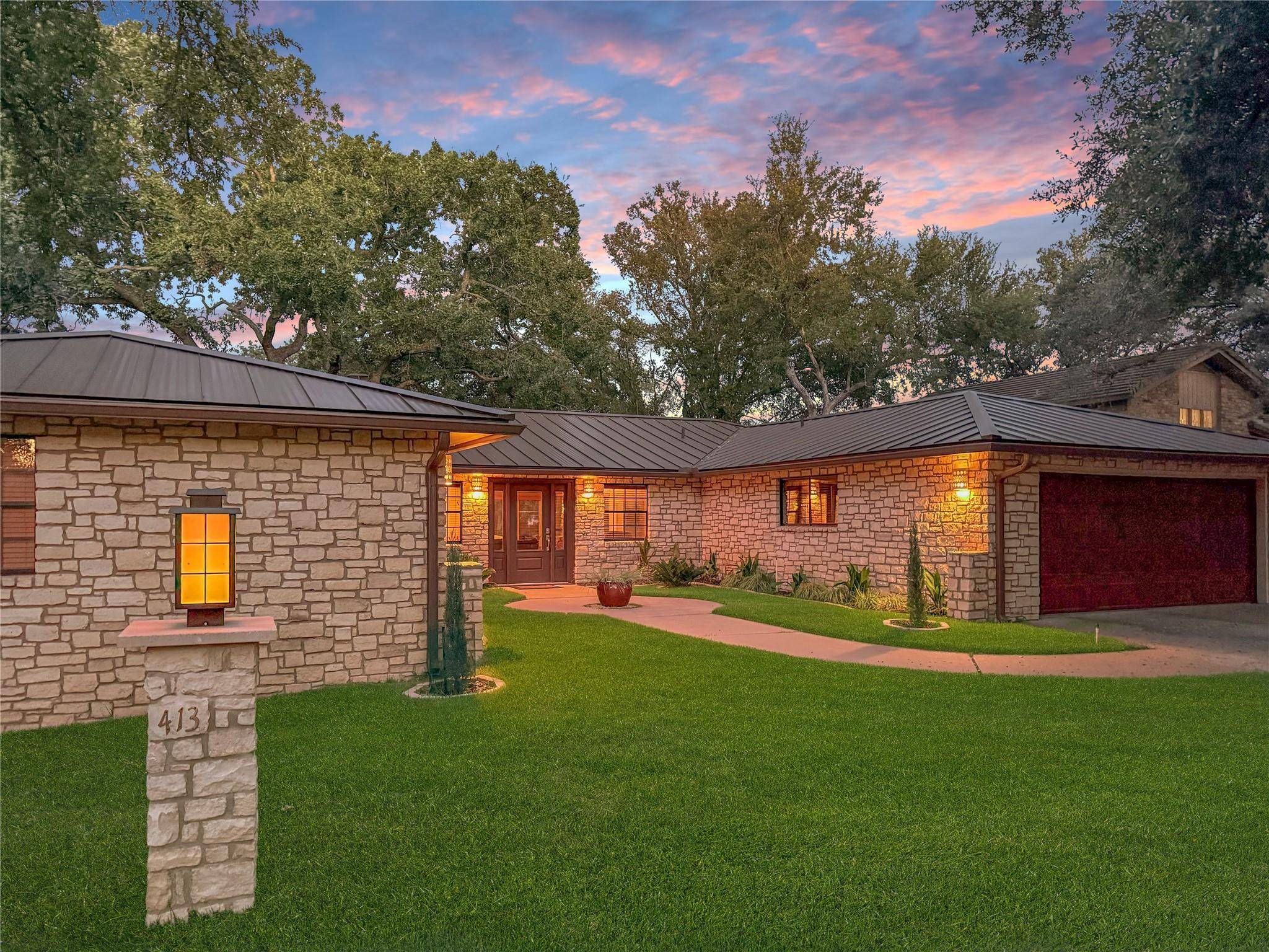 Horseshoe Bay, TX 78657,413 Silver SPUR
