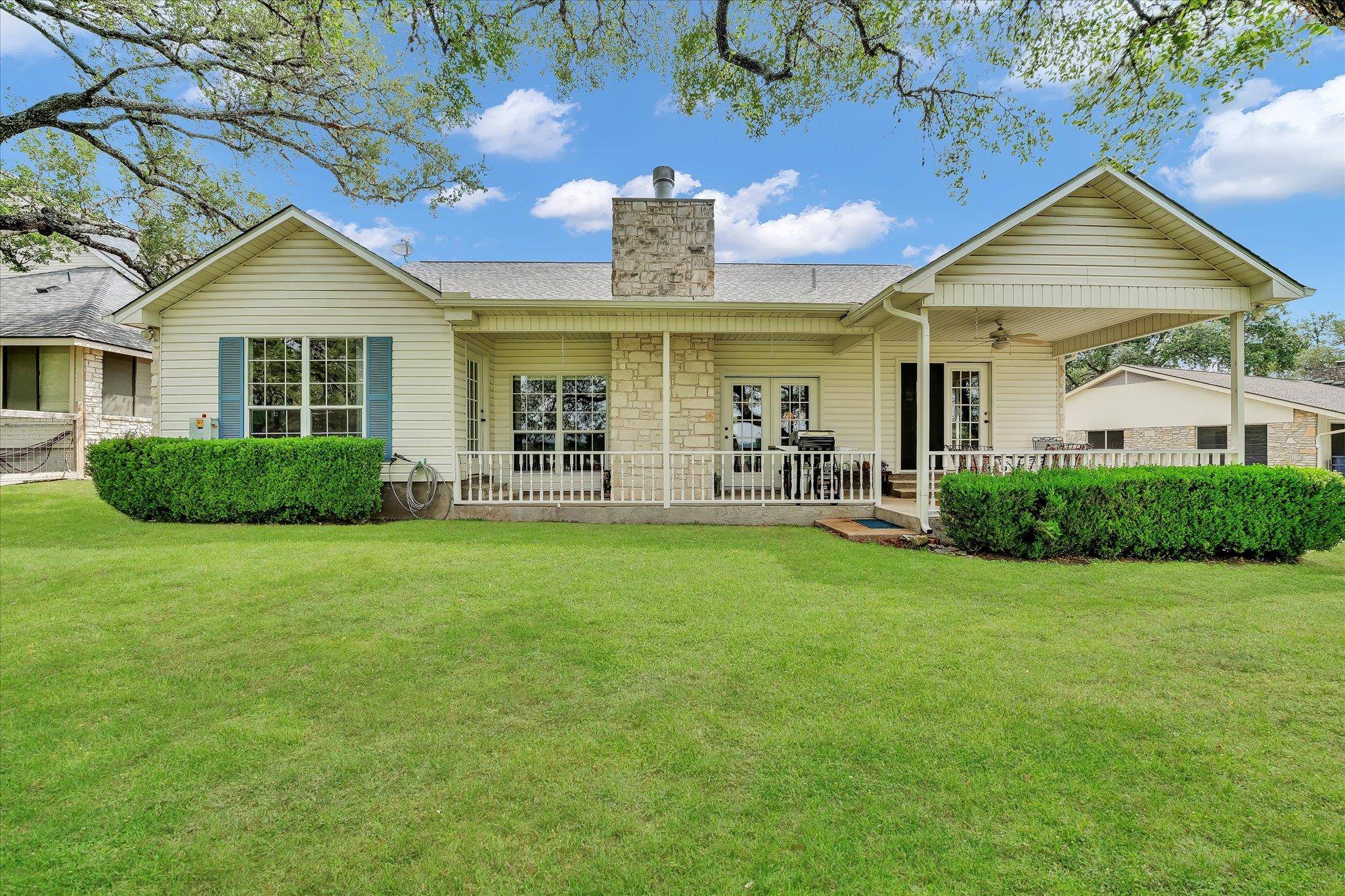 Wimberley, TX 78676,42 BROOKHOLLOW DR