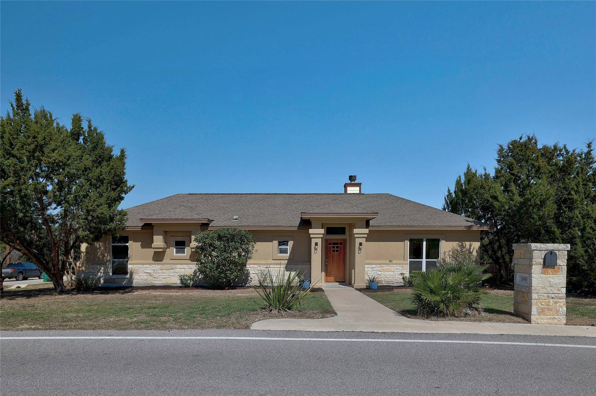 Lago Vista, TX 78645,20800 Ridgeview RD