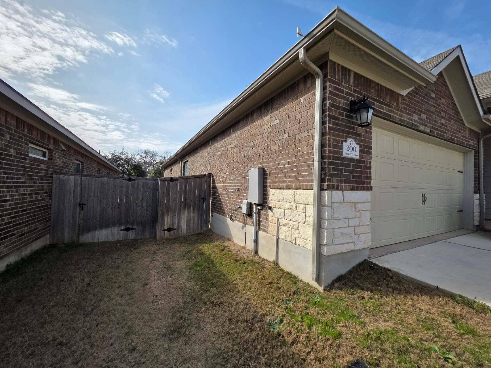 Georgetown, TX 78628,200 Scenic Hills CIR