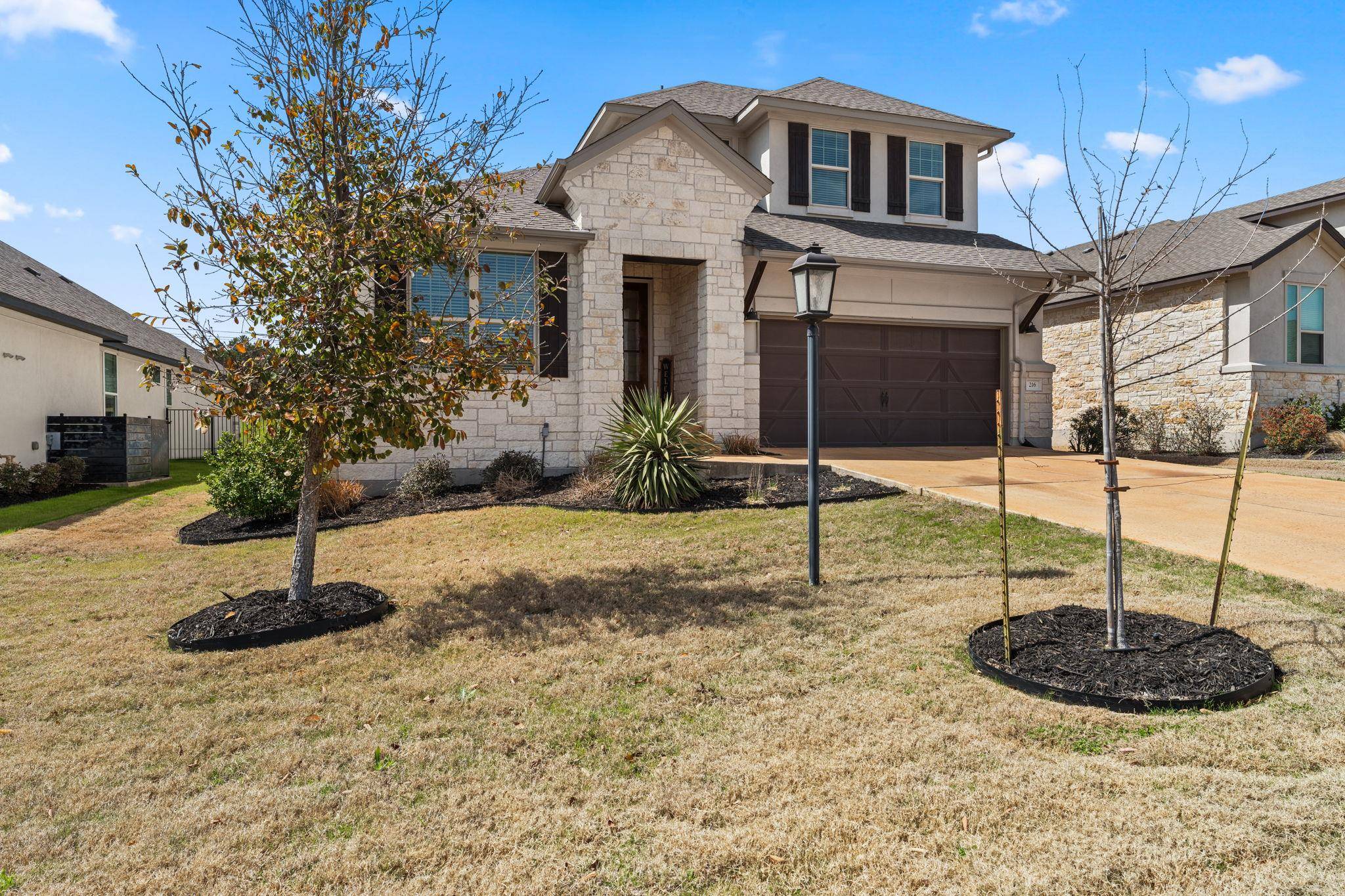 Lakeway, TX 78738,216 Gulfton ST