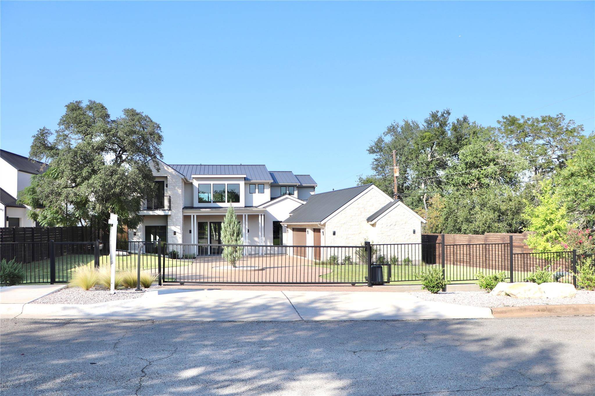 Austin, TX 78746,6102 Forest Hills DR