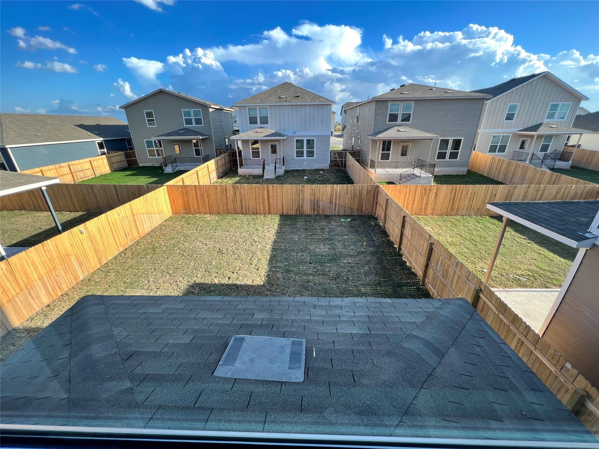 Jarrell, TX 76537,404 Stone Water LN