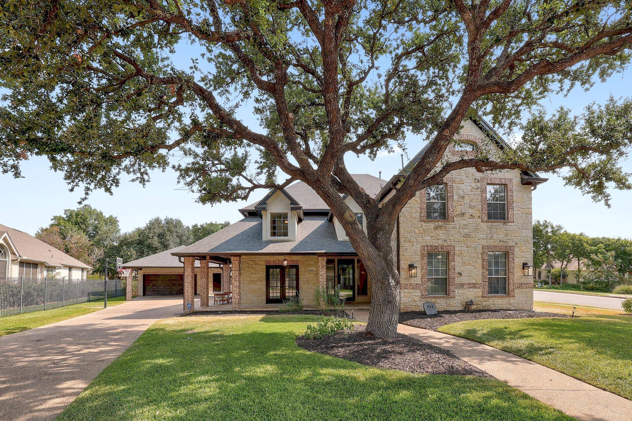 Georgetown, TX 78628,104 Hazeltine DR
