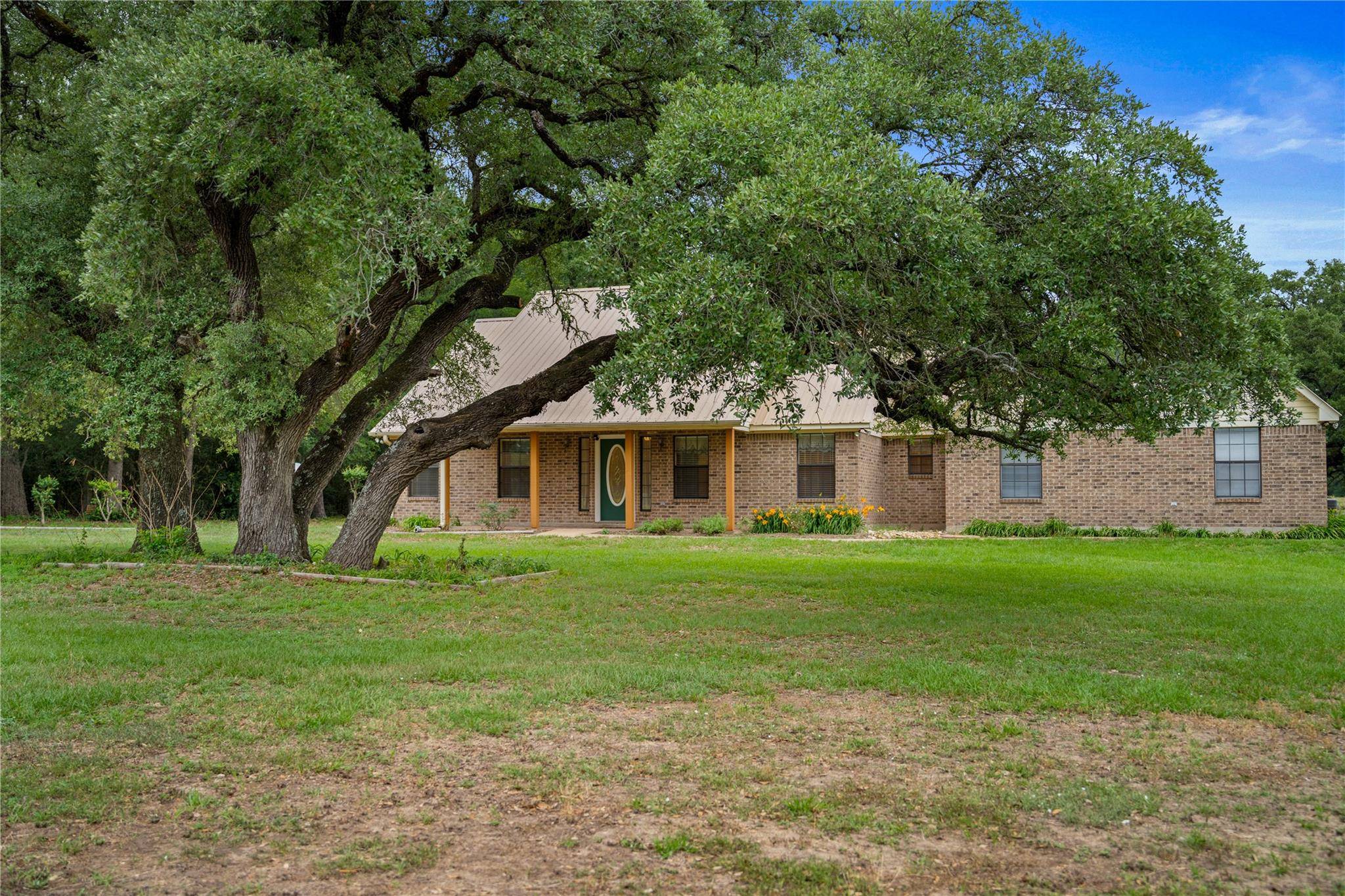 Smithville, TX 78957,182 Grassy Creek RD