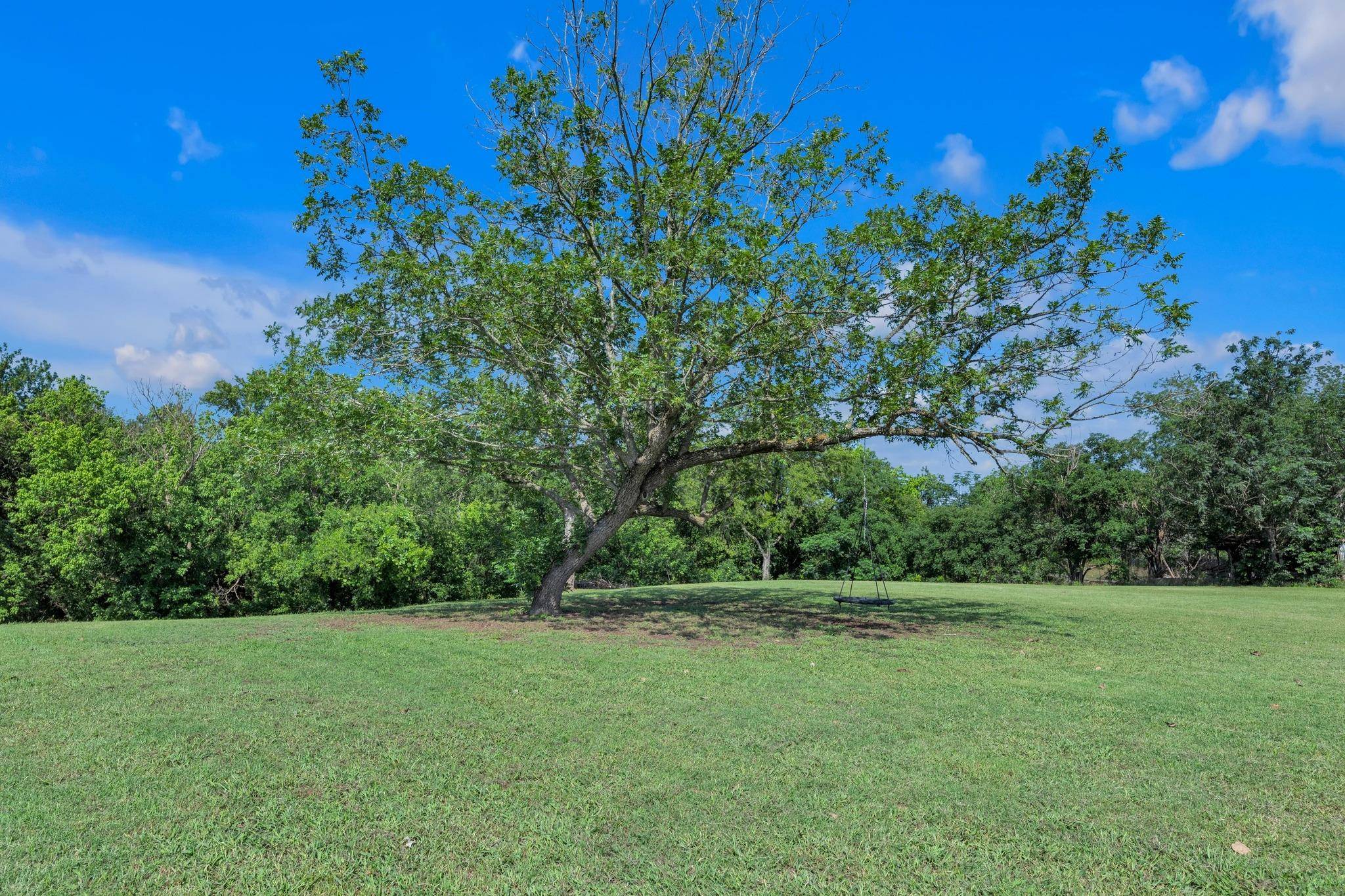 Elgin, TX 78621,148 Meadows DR