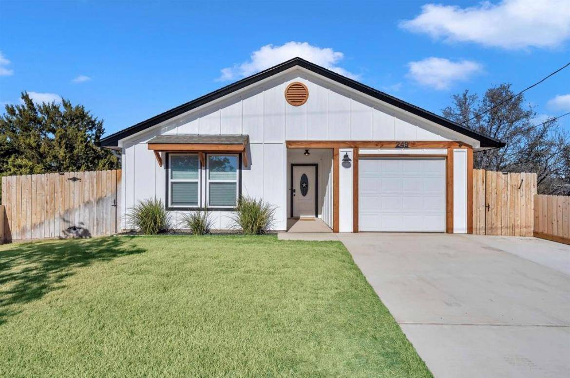 Granite Shoals, TX 78654,249 Hill DR