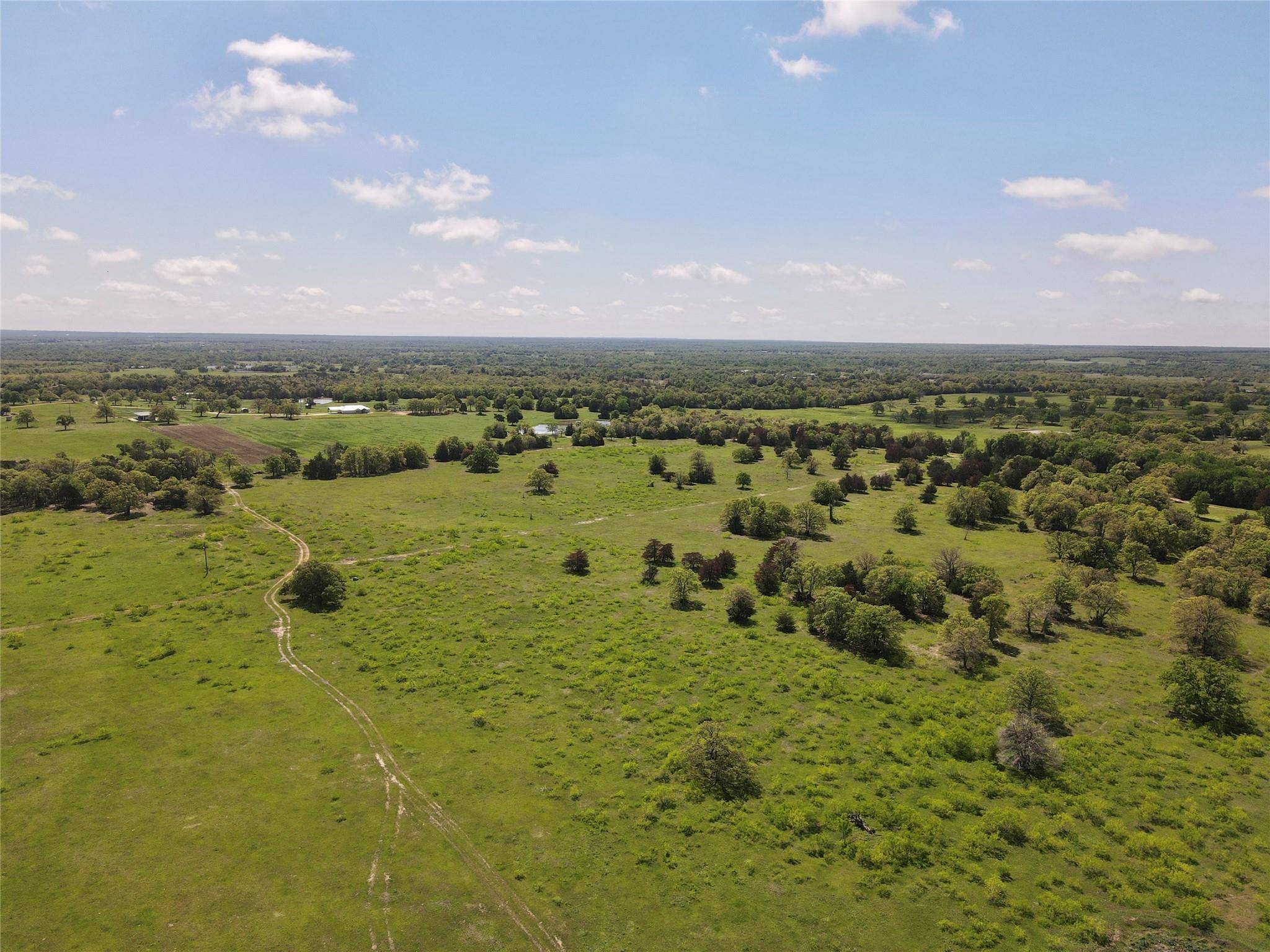 Giddings, TX 78942,1084 County Road 120