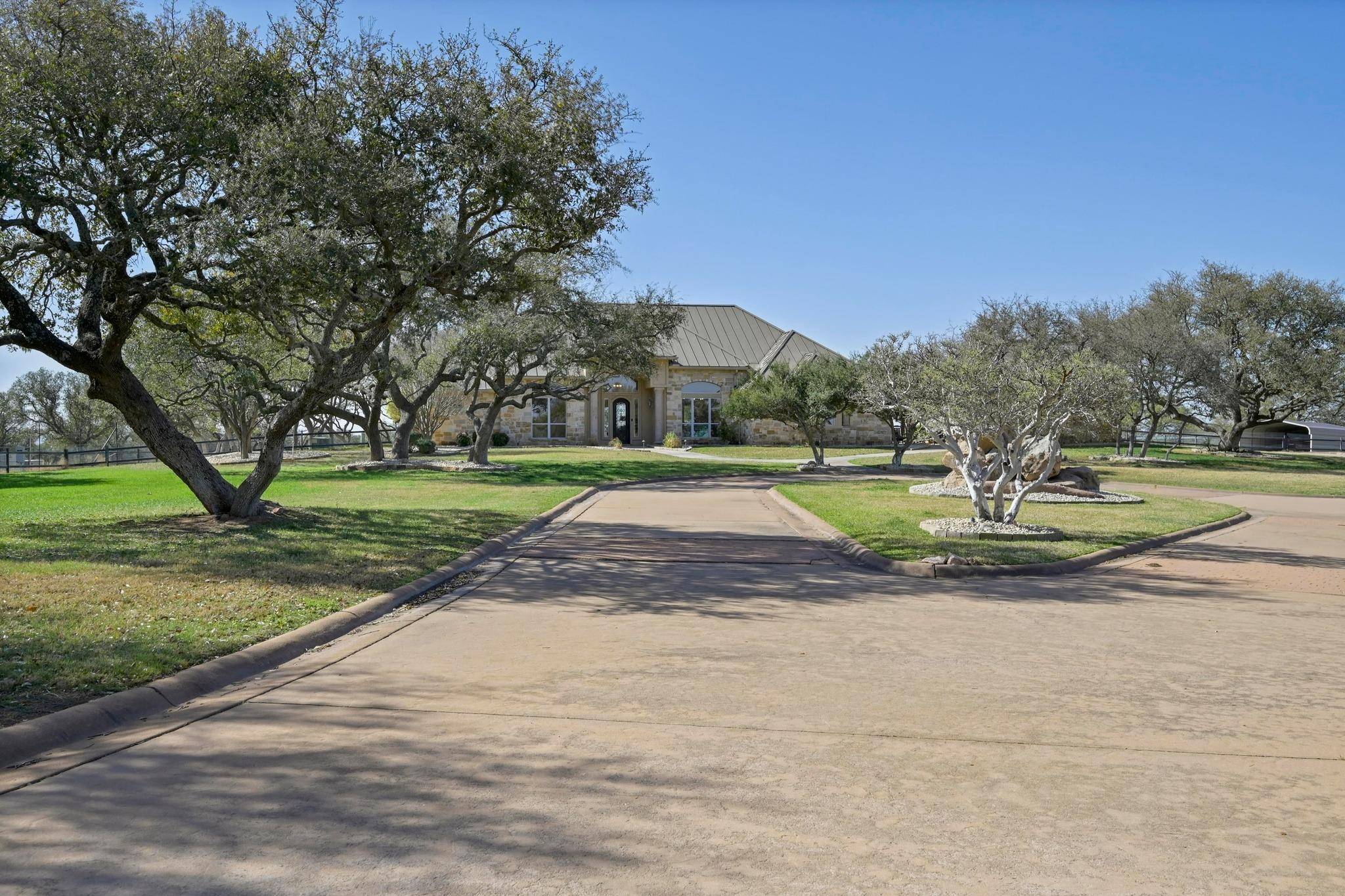 Llano, TX 78643,6600 State Highway 71