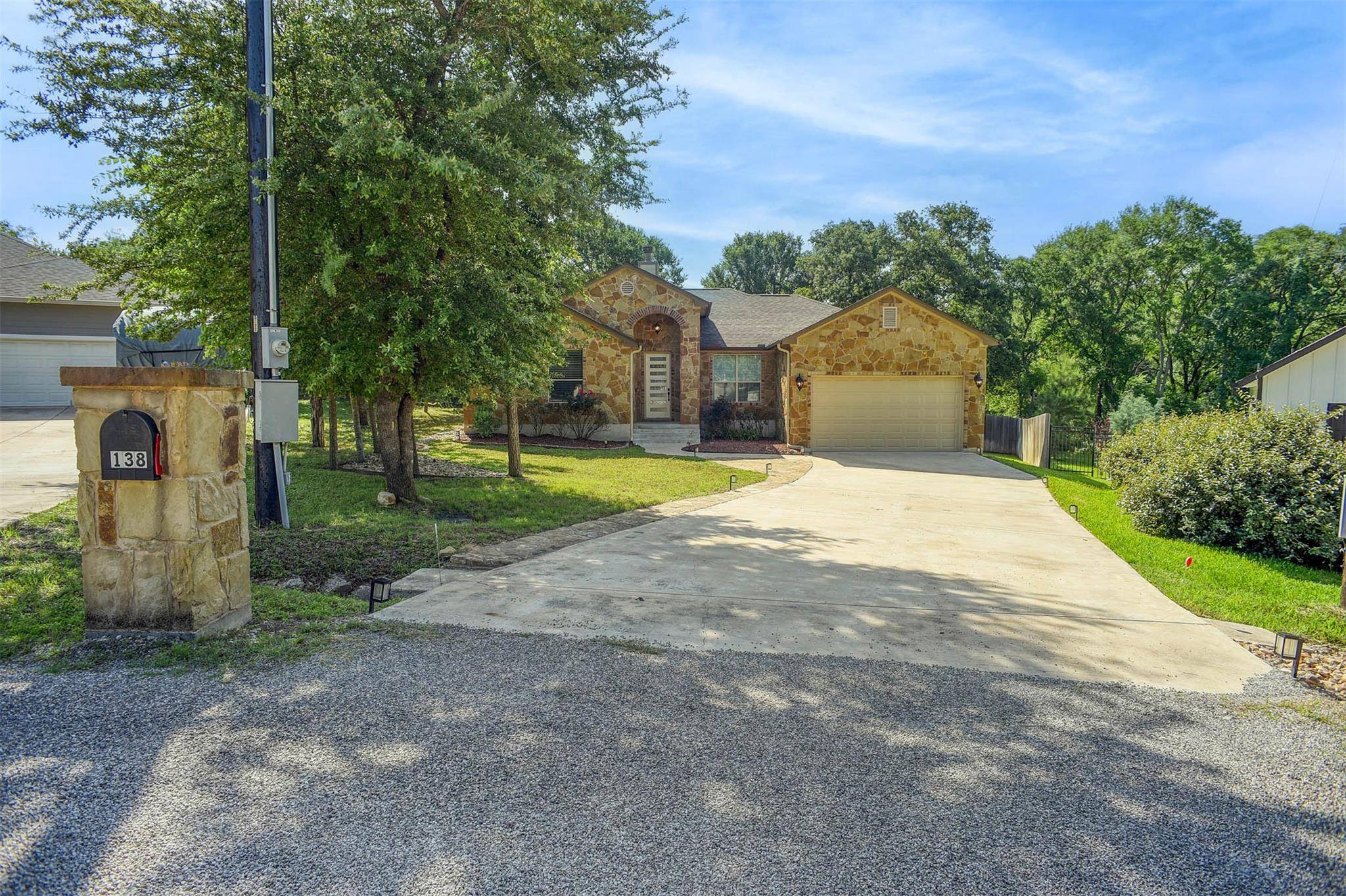 Bastrop, TX 78602,138 S Pohakea DR
