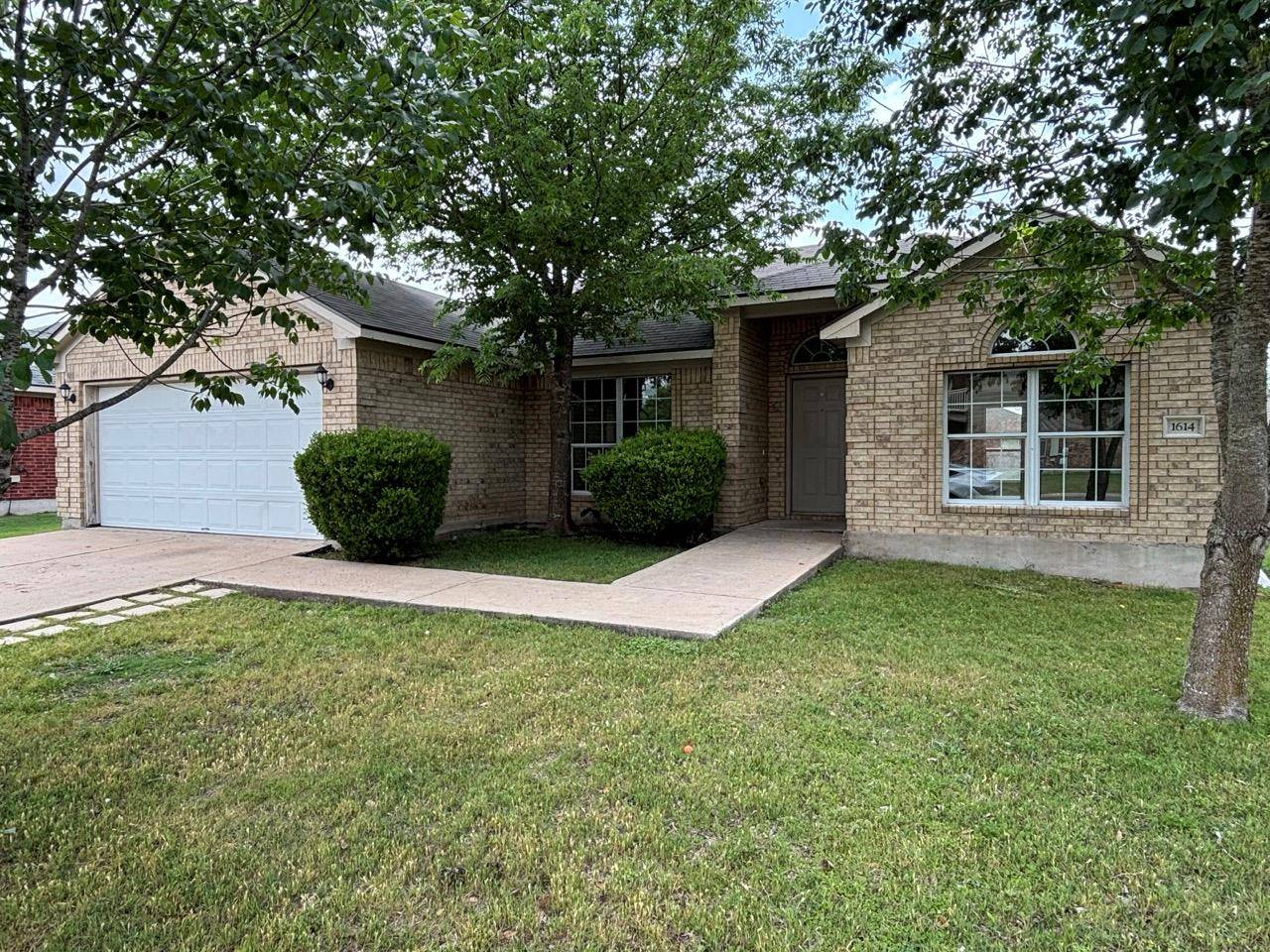 Lockhart, TX 78644,1614 Prickly Pear ST