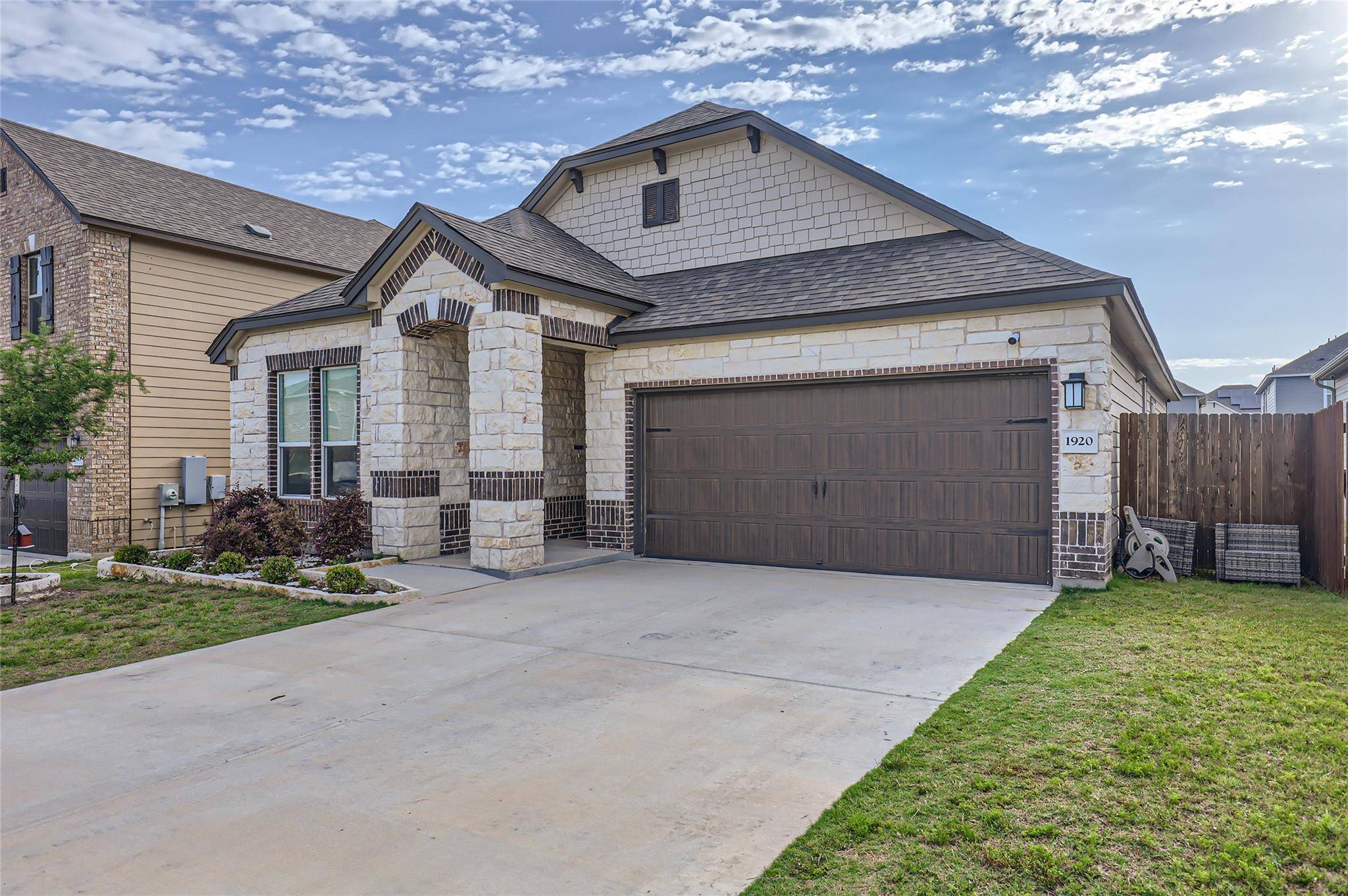 Leander, TX 78641,1920 Tigs TRL