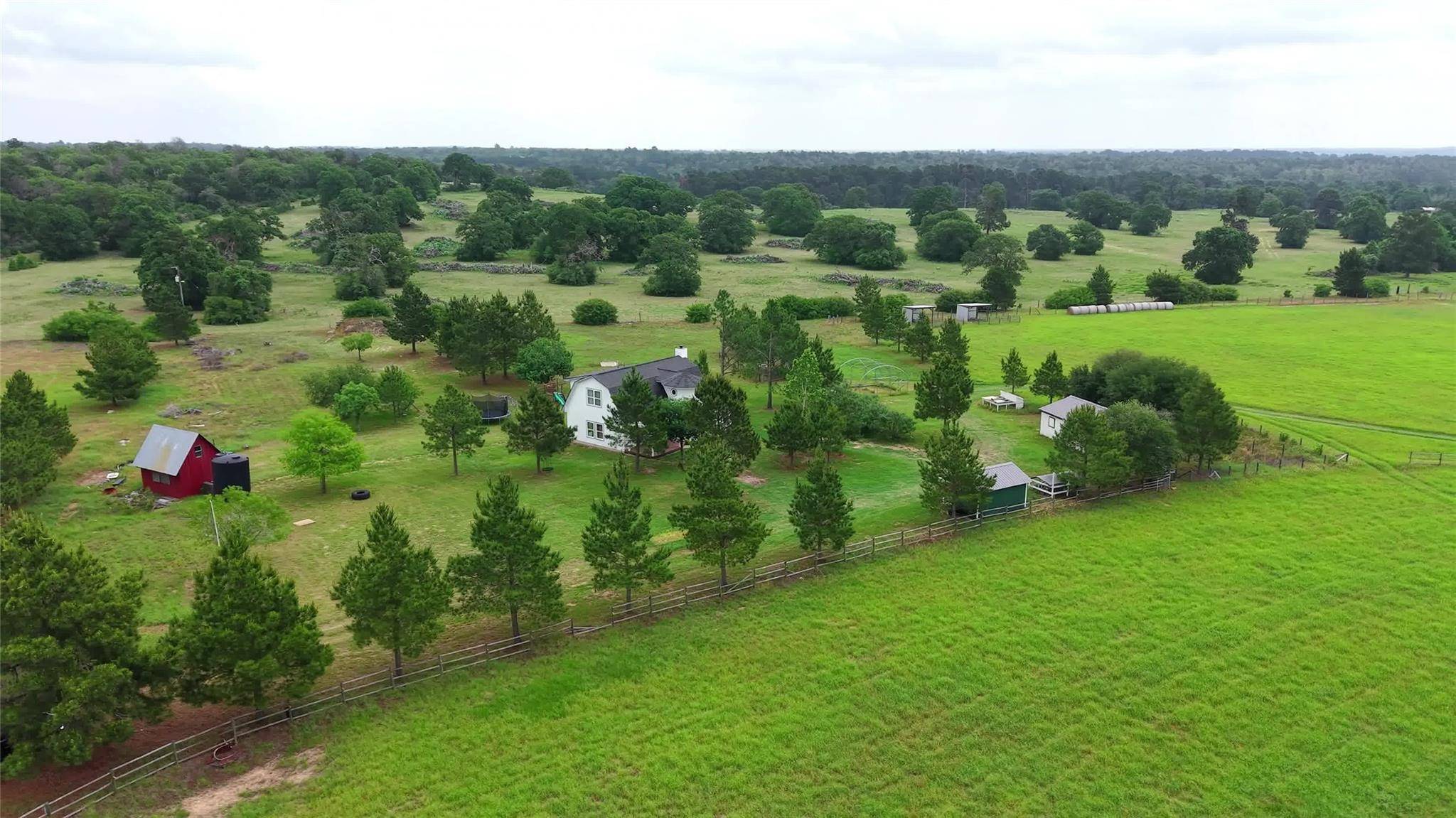 Mcdade, TX 78650,245 Country LN