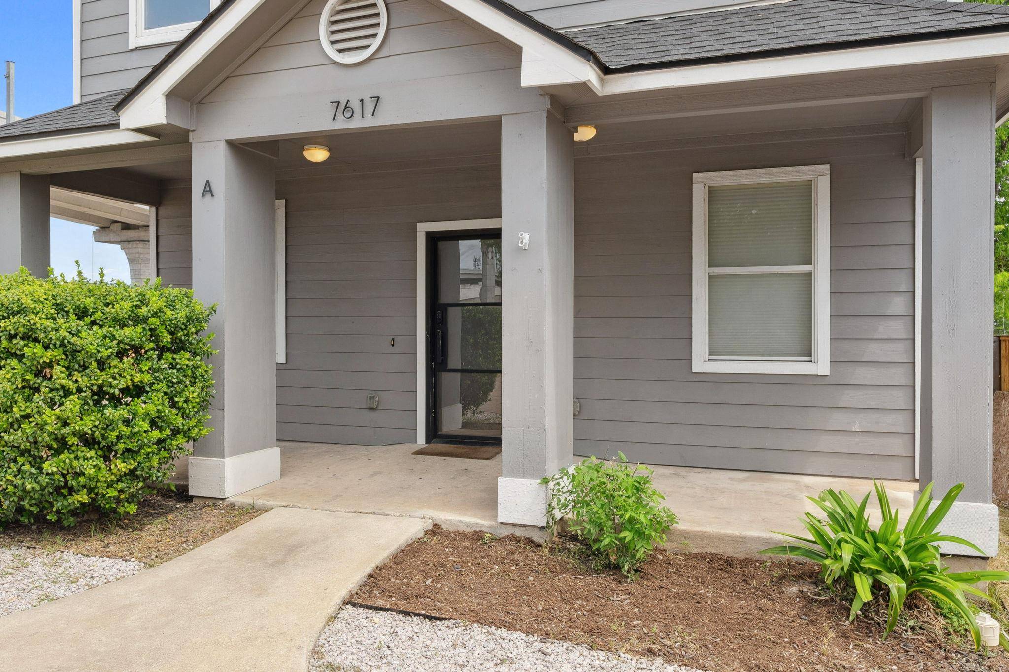 Austin, TX 78752,7617 Carver Ave #1