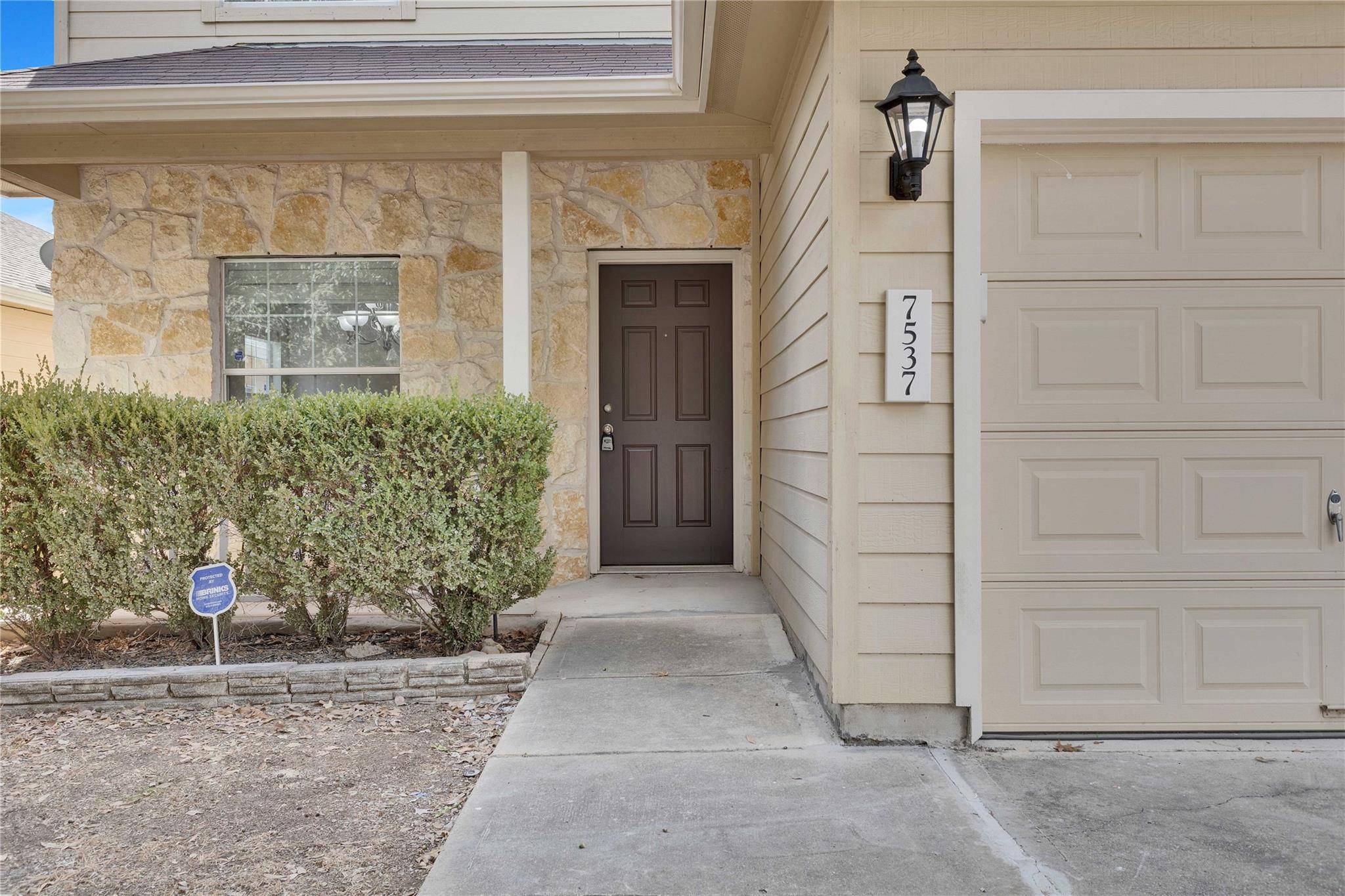 Austin, TX 78744,7537 S Glenn ST