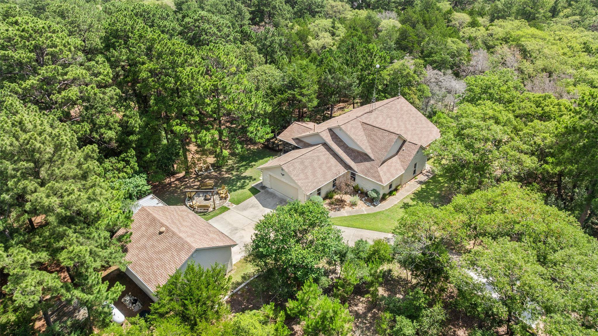 Smithville, TX 78957,236 Pony Express DR