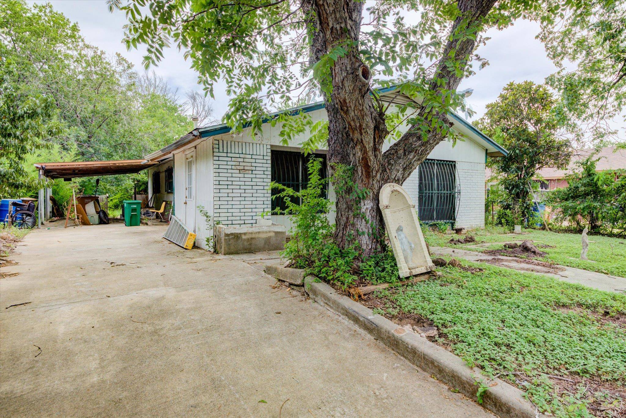 Austin, TX 78741,1307 Lily TER